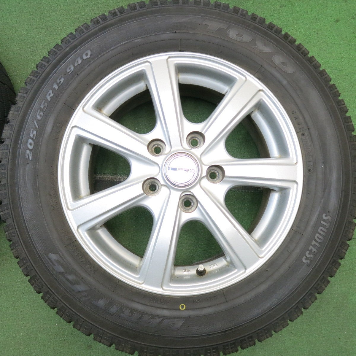 ほぼ未使用★スタッドレス 205/65R15 トーヨー ガリット G5 PRD 社外 アルミ 15インチ PCD114.3/5H★5090410HAス