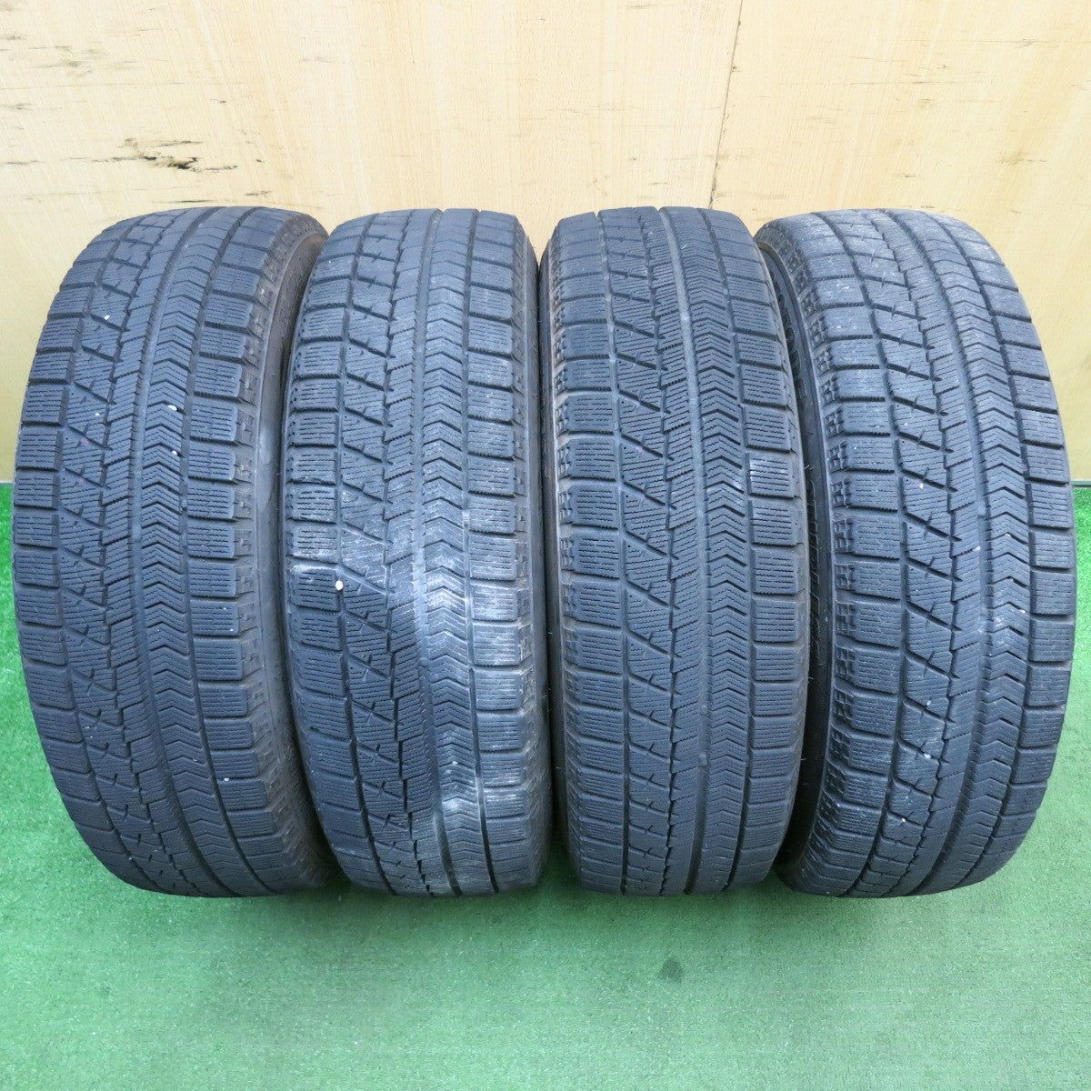 バリ溝!8.5分★スタッドレス 175/65R15 ブリヂストン ブリザック VRX BALMINUM バルミナ 15インチ PCD100/4H★5052002TNス