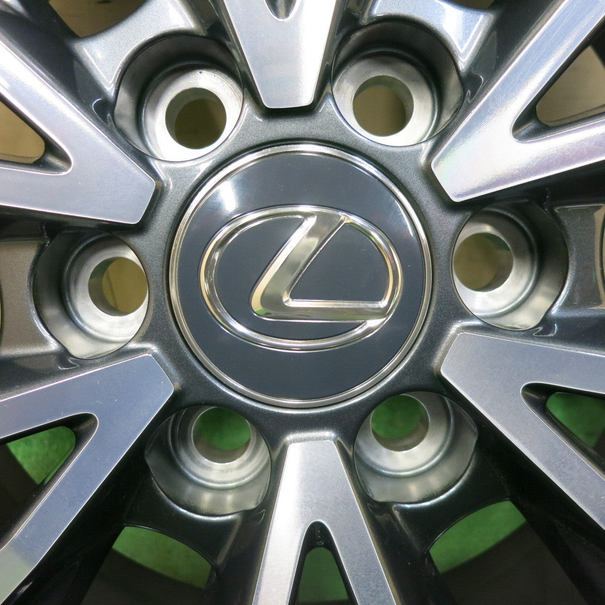 新車外し!22年!センサー付★レクサス LX 600 純正 265/55R20 ダンロップ グラントレック PT5A 20インチ PCD139.7/6H★5082603SKノ