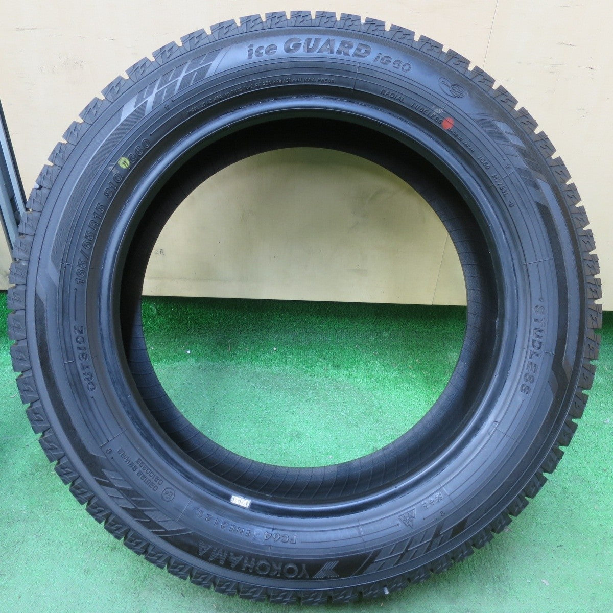 バリ溝!23年!ほぼ10分★スタッドレス 165/65R15 ヨコハマ アイスガード iG60 タイヤ 15インチ タフト ハスラー ソリオ デリカ D:2 等★5012205イスタ