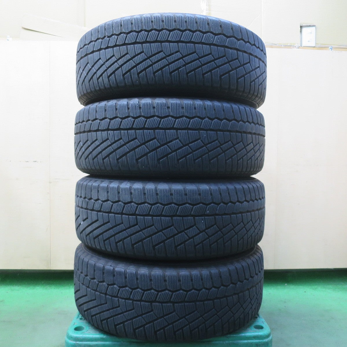 4本価格◎ベンツ 等 EURO FORSCH 205/55R16 スタッドレス コンチネンタル コンチバイキング コンタクト5 ユーロフォルシュ 16インチ PCD112/5H◎6080707イス