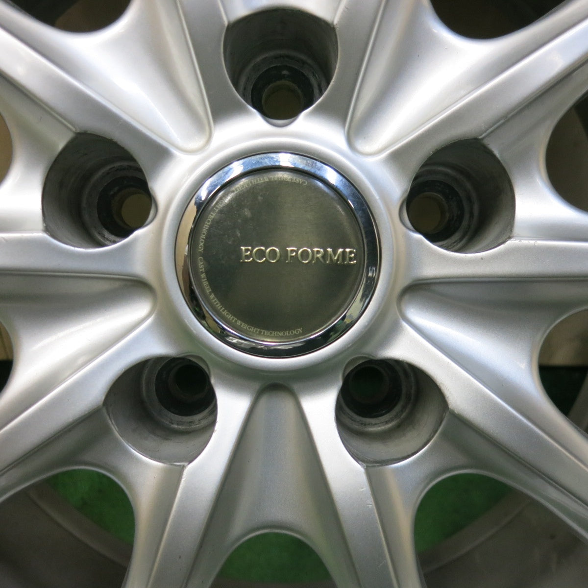 バリ溝!22年!キレイ!ほぼ10分★スタッドレス 205/60R16 グッドイヤー アイスナビ7 ECO FORME エコフォルム 16インチ PCD114.3/5H★5091103SKス