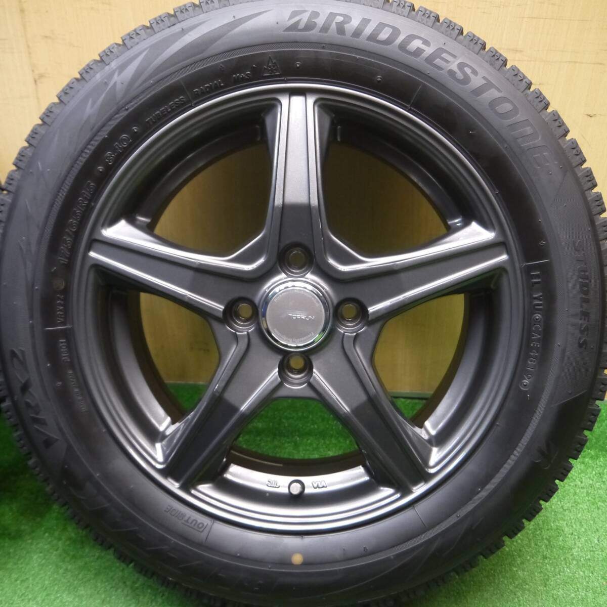 バリ溝!8.5分★スタッドレス 175/65R15 ブリヂストン ブリザック VRX2 TOPRUN トップラン 15インチ PCD100/4H★5010610Hス