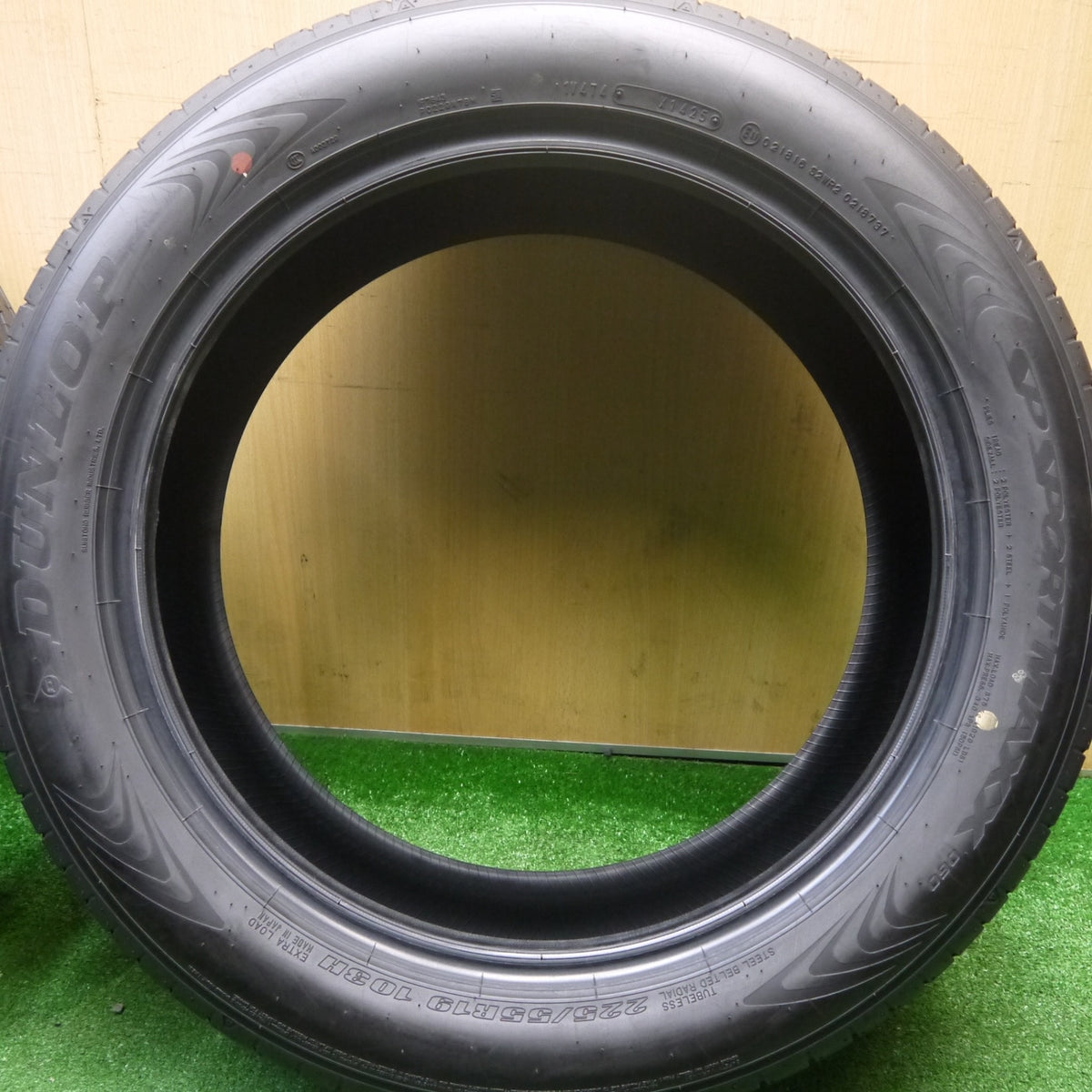 新車外し!25年★225/55R19 ダンロップ SP スポーツ マックス 060 タイヤ 19インチ 40系 アルファード ヴェルファイア 80系 ハリアー CX-5 CX-8 等★5122604Hノタ