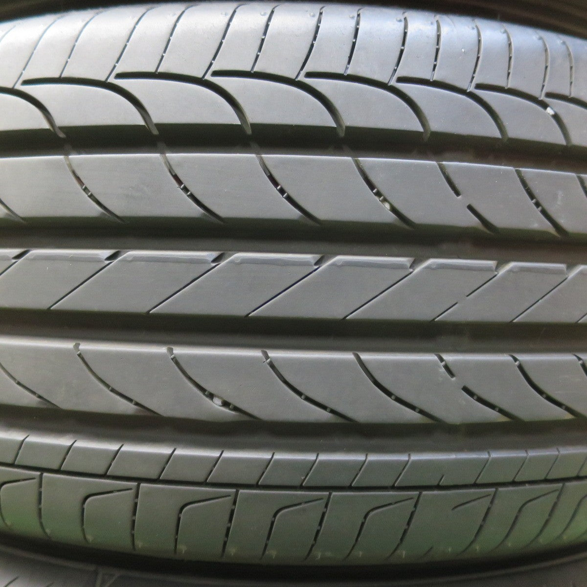 バリ溝!25年!9.5分★205/60R16 グッドイヤー EfficientGrip エフィシエントグリップ タイヤ 16インチ ノア ヴォクシー プリウスα 等★5121005イノタ