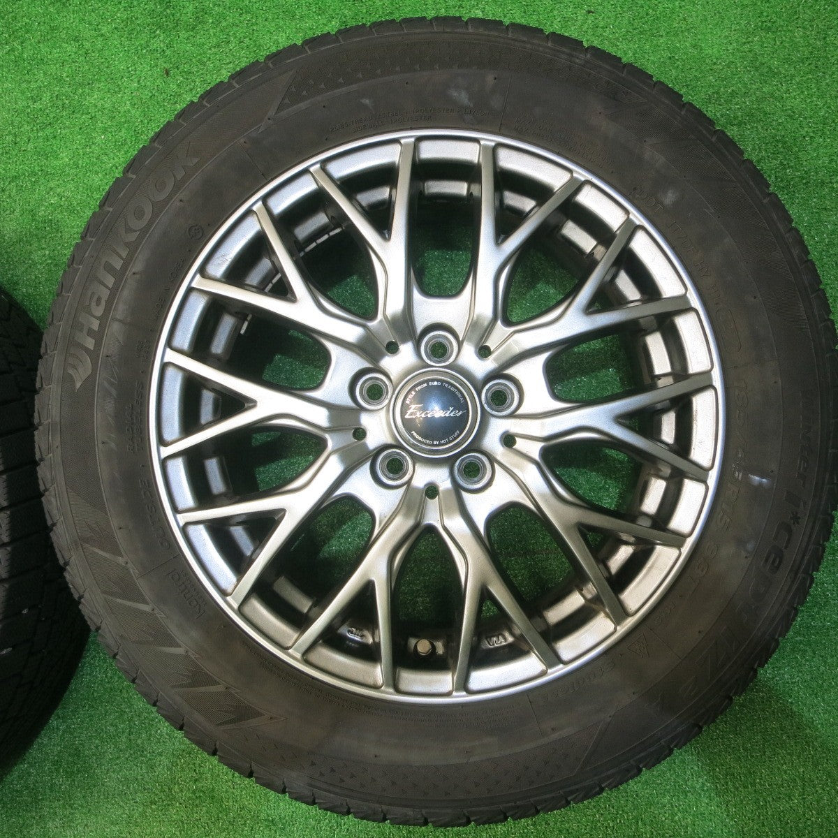バリ溝!22年!キレイ!9.5分★プリウス 等 185/65R15 スタッドレス ハンコック ウインター アイセプト IZ2A Exceeder エクシーダー 15インチ PCD100/5H★5051702NJス