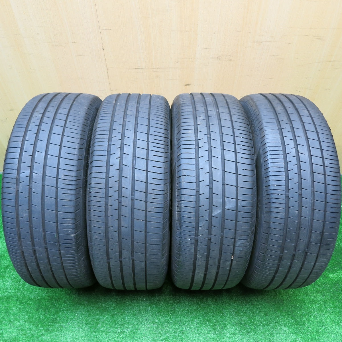 バリ溝!23年!9.5分★ホンダ RU ヴェゼル 純正 215/55R17 ダンロップ VEURO VE304 17インチ PCD114.3/5H★5100903HAノ