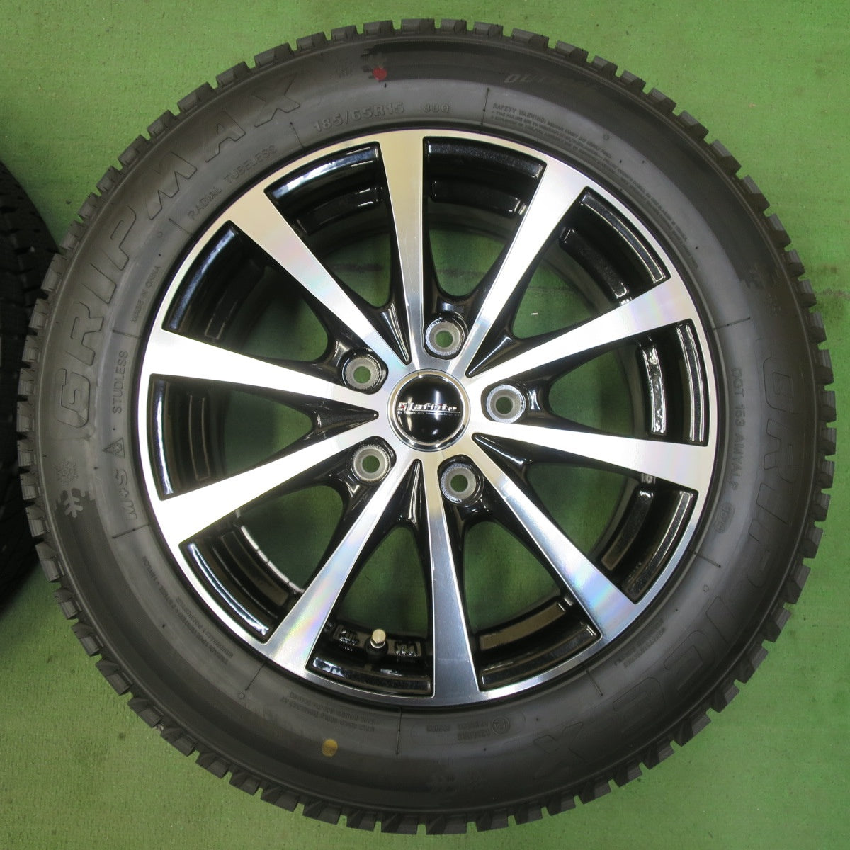 超バリ溝!24年!キレイ!ほぼ10分★スタッドレス 185/65R15 グリップマックス GRIP ICE X Laffite ラフィット 15インチ PCD114.3/5H★5081805イス