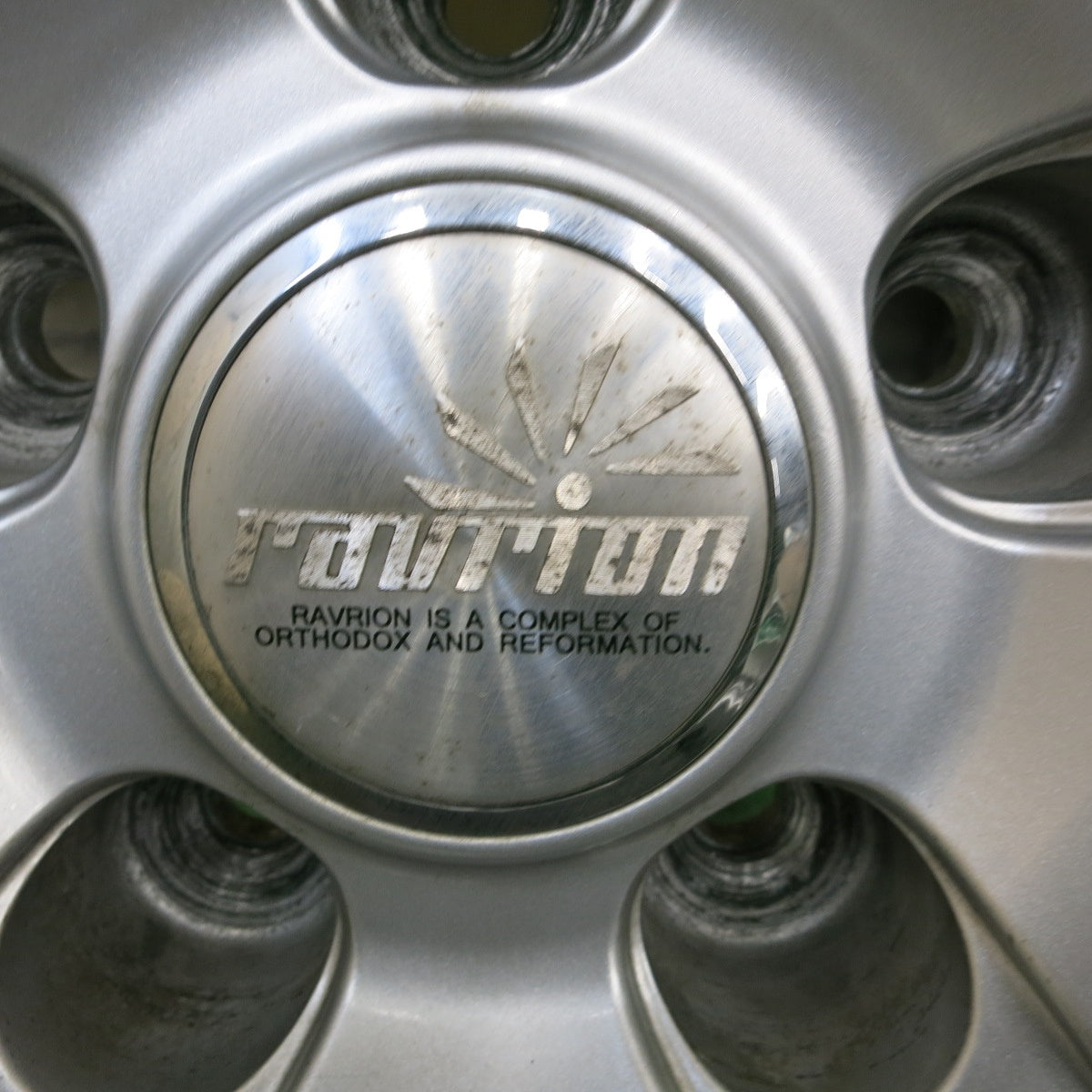 バリ溝!9分★スタッドレス 225/65R17 グッドイヤー アイスナビ SUV ravrion ラブリオン 17インチ PCD114.3/5H★5050502ナス