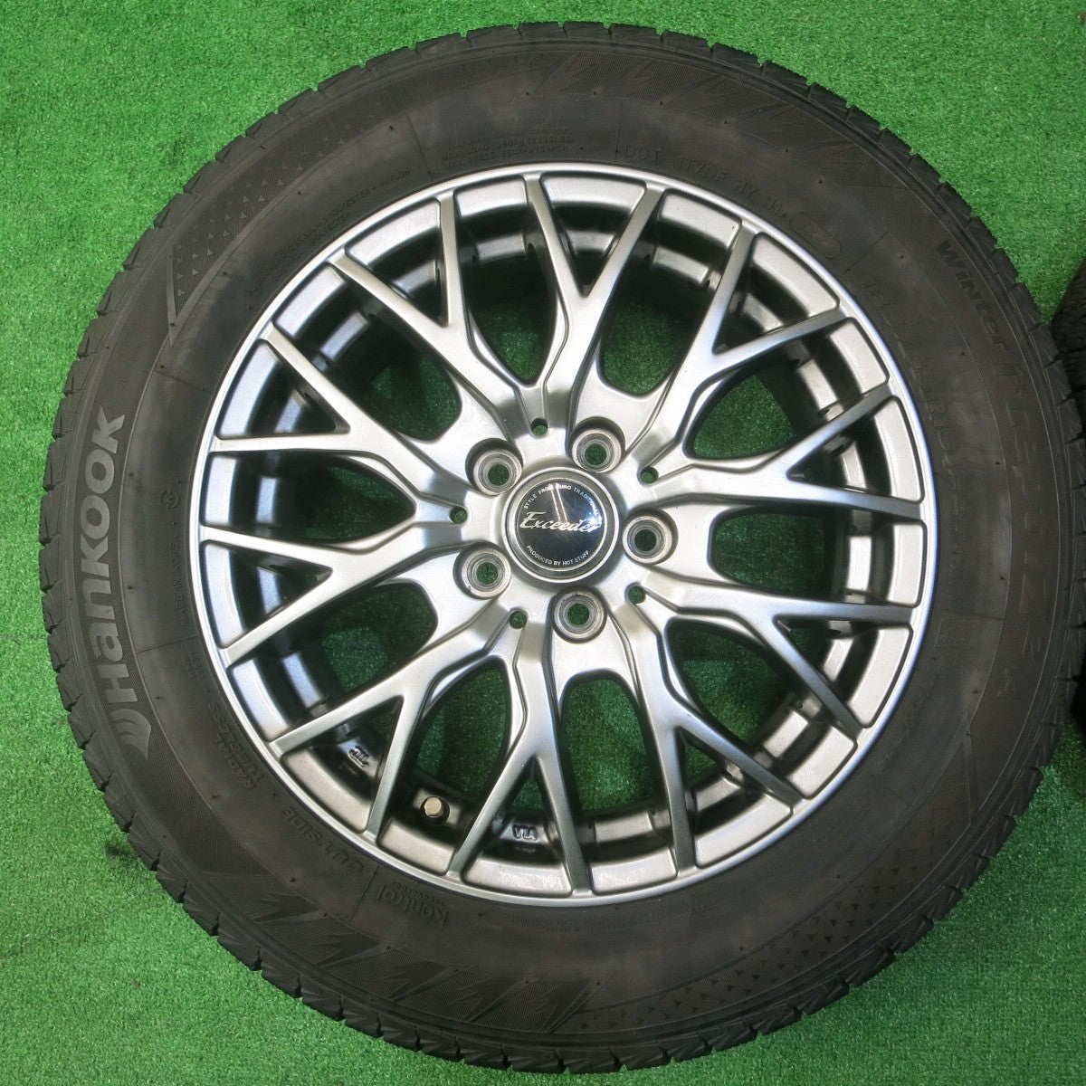 バリ溝!22年!キレイ!9.5分★プリウス 等 185/65R15 スタッドレス ハンコック ウインター アイセプト IZ2A Exceeder エクシーダー 15インチ PCD100/5H★5051702NJス