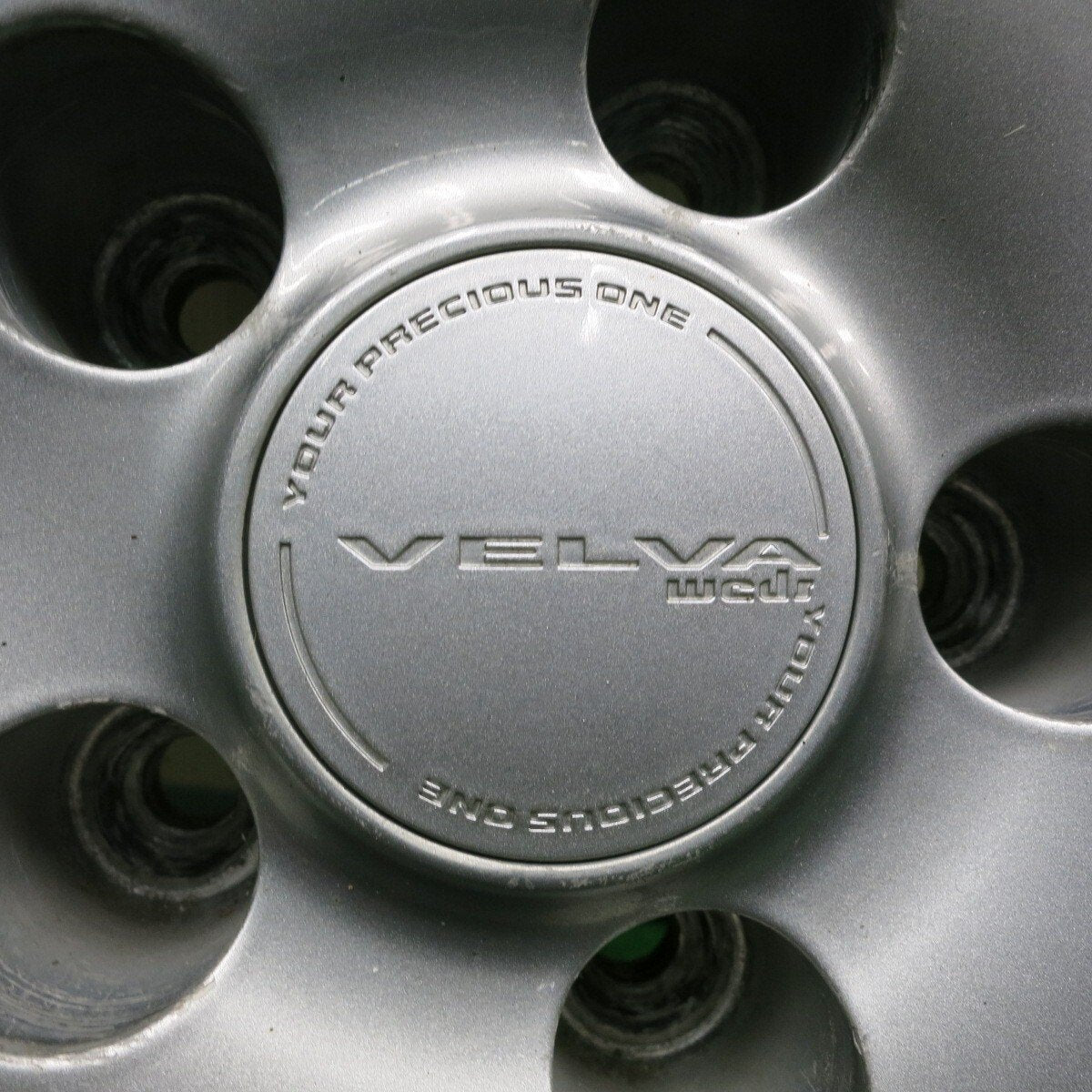 バリ溝!9.5分★スタッドレス 215/60R17 ダンロップ ウインターマックス WM01 VELVA ヴェルヴァ 17インチ PCD114.3/5H★5011203HAス