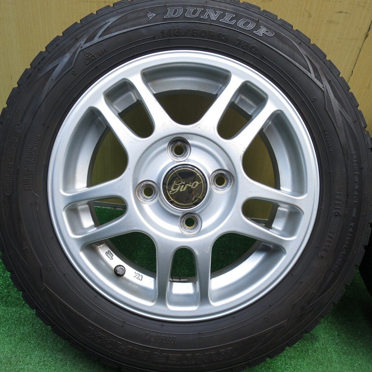4本価格★スタッドレス 145/80R13 ダンロップ ウインターマックス WM01 giro 13インチ PCD100/4H★5031002Hス