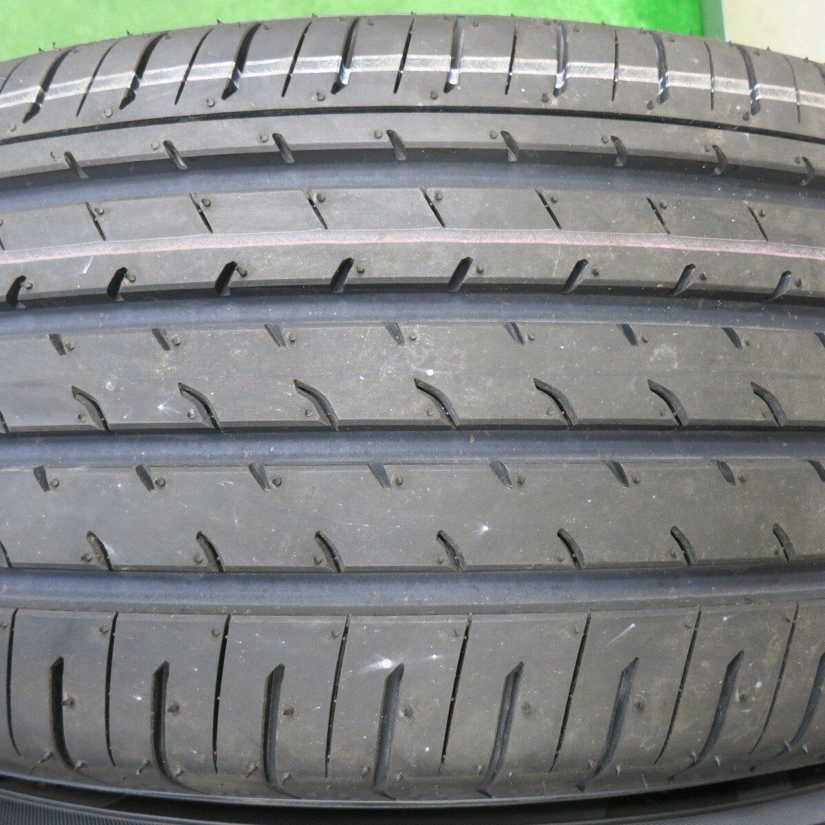 新車外し!24年★トヨタ 40系 アルファード 純正 225/65R17 ヨコハマ アドバン V03 17インチ PCD120/5H★4112401NJノ