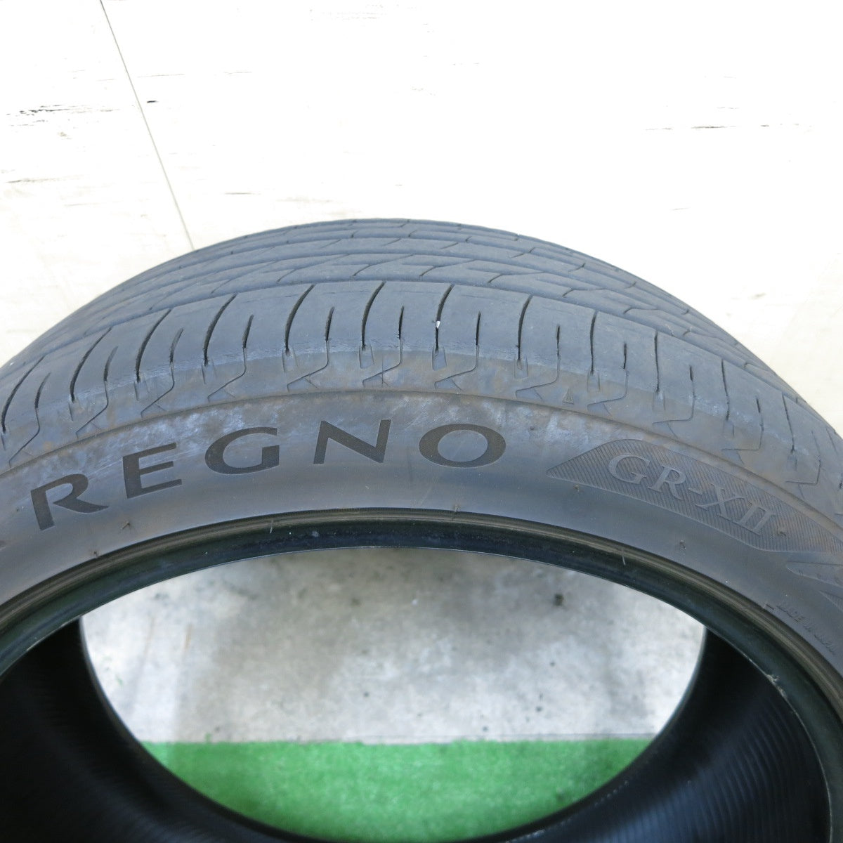 バリ溝!23年!8.5分!1本★225/45R18 ブリヂストン レグノ GR-X2 タイヤ 18インチ クラウン マークX 等★5072902ナノタ
