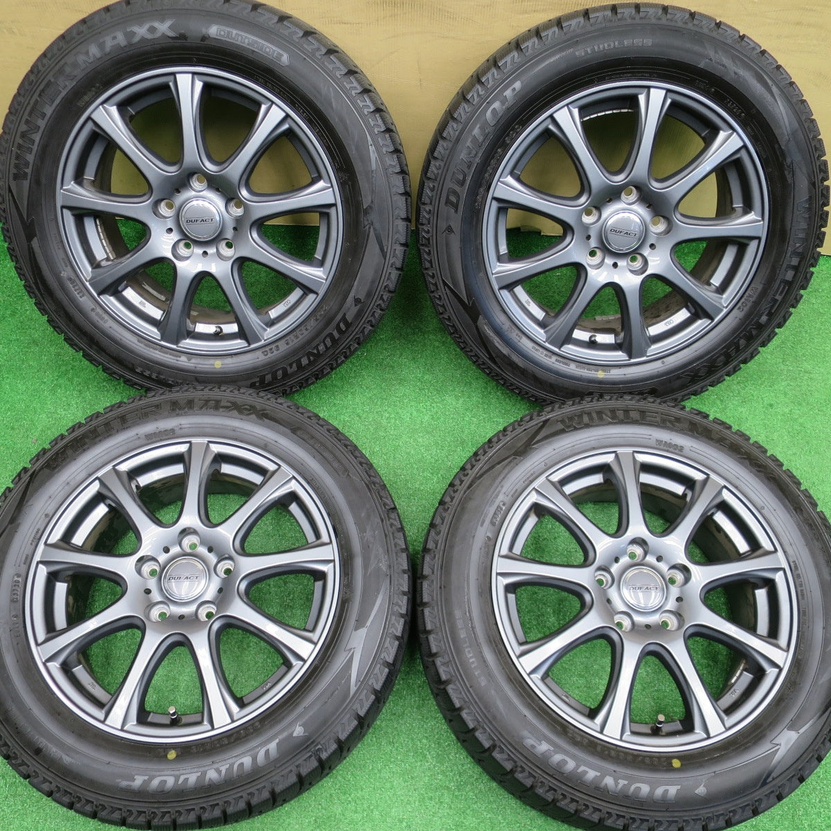 バリ溝!キレイ!9.5分★スタッドレス 205/60R16 ダンロップ ウインターマックス WM02 DUFACT デュファクト 16インチ PCD114.3/5H★5121304NKス