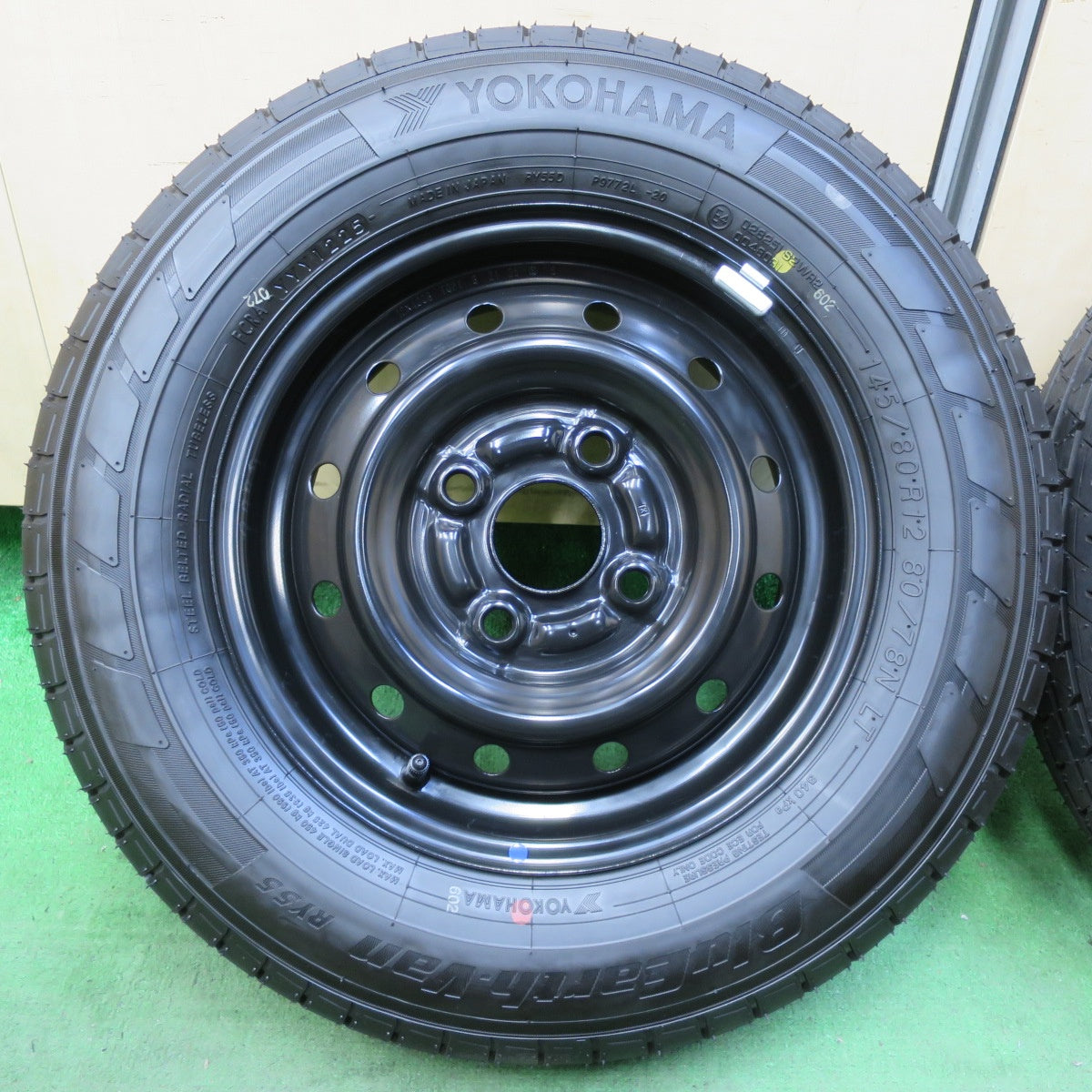 新車外し!25年★スズキ エブリイ バン 純正 スチール 145/80R12 80/78N ヨコハマ BluEarth-Van RY55 RY55D 12インチ PCD100/4H★5071102イノ