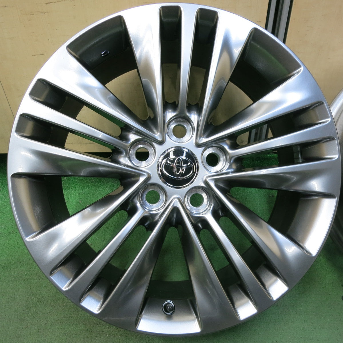 新車外し★トヨタ 40系 アルファード ヴェルファイア Zグレード 純正 ENKEI ホイール 18インチ 18×7J エンケイ PCD120/5H★5043006SYホ