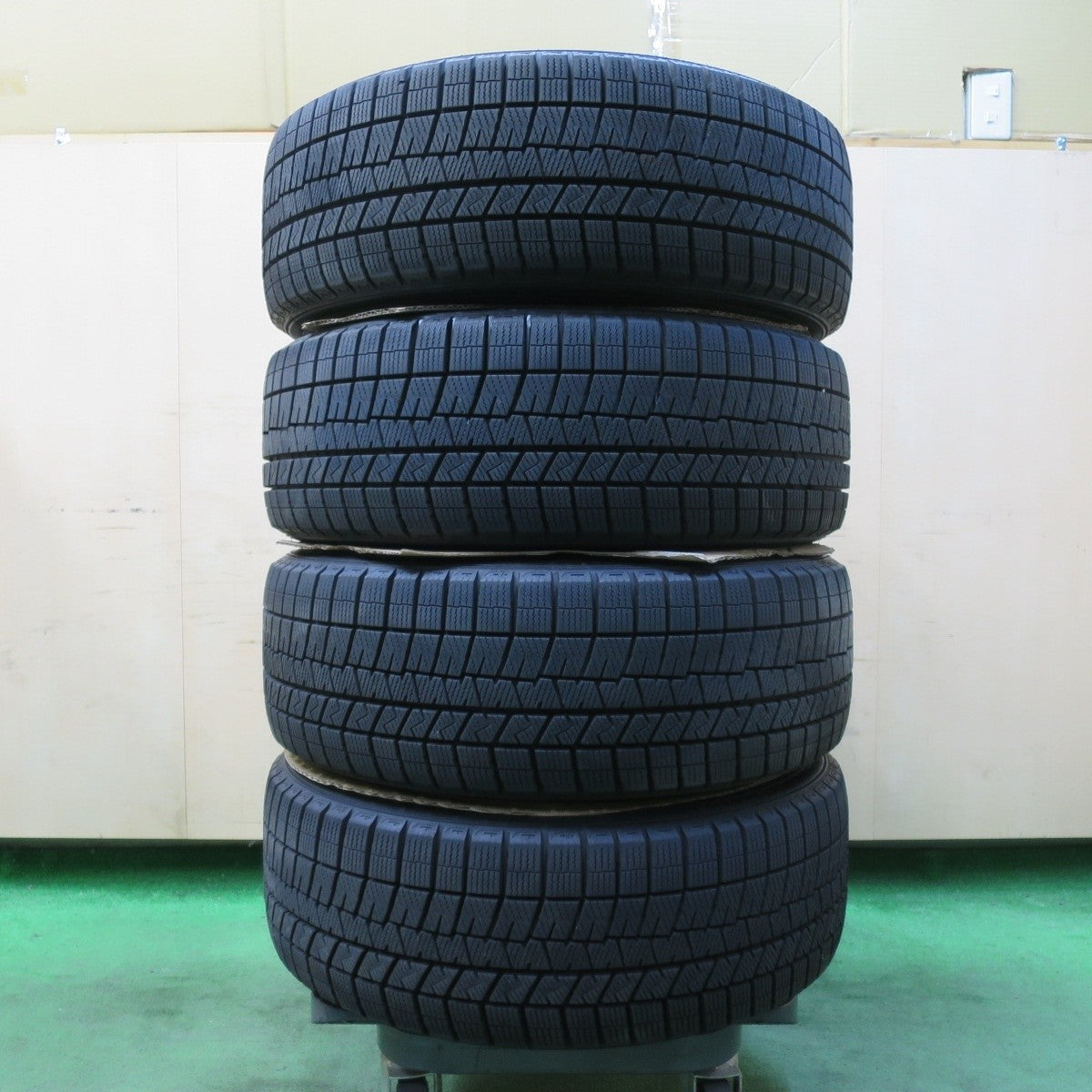 バリ溝!21年!9.5分★MINI ミニ F56 F56 F57 JCW 純正 205/45R17 スタッドレス ダンロップ ウインターマックス03 ジョンクーパーワークス PCD112/5H★5011801イス