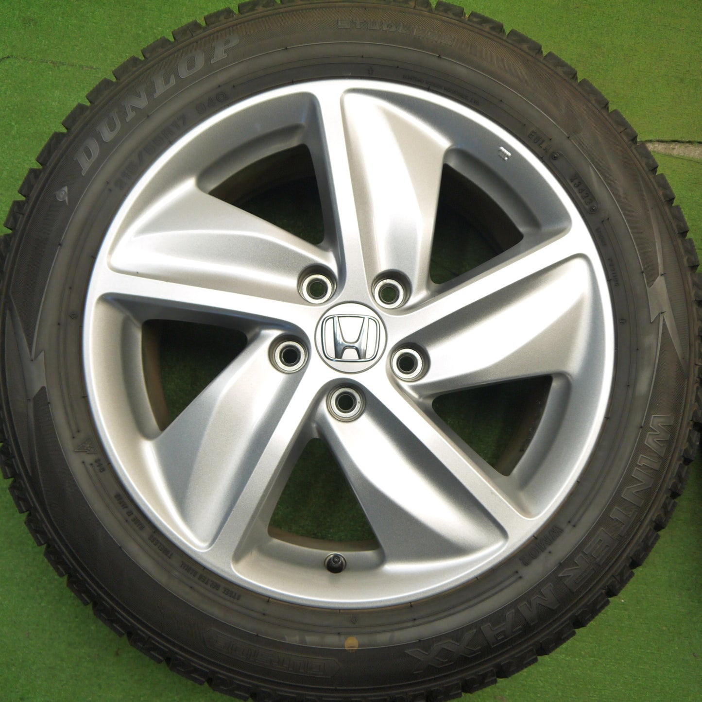 超バリ溝!22年!キレイ!ほぼ10分★ホンダ ヴェゼル 純正 215/55R17 スタッドレス ダンロップ ウインターマックス WM02 17インチ PCD114.3/5H★5041402Hス