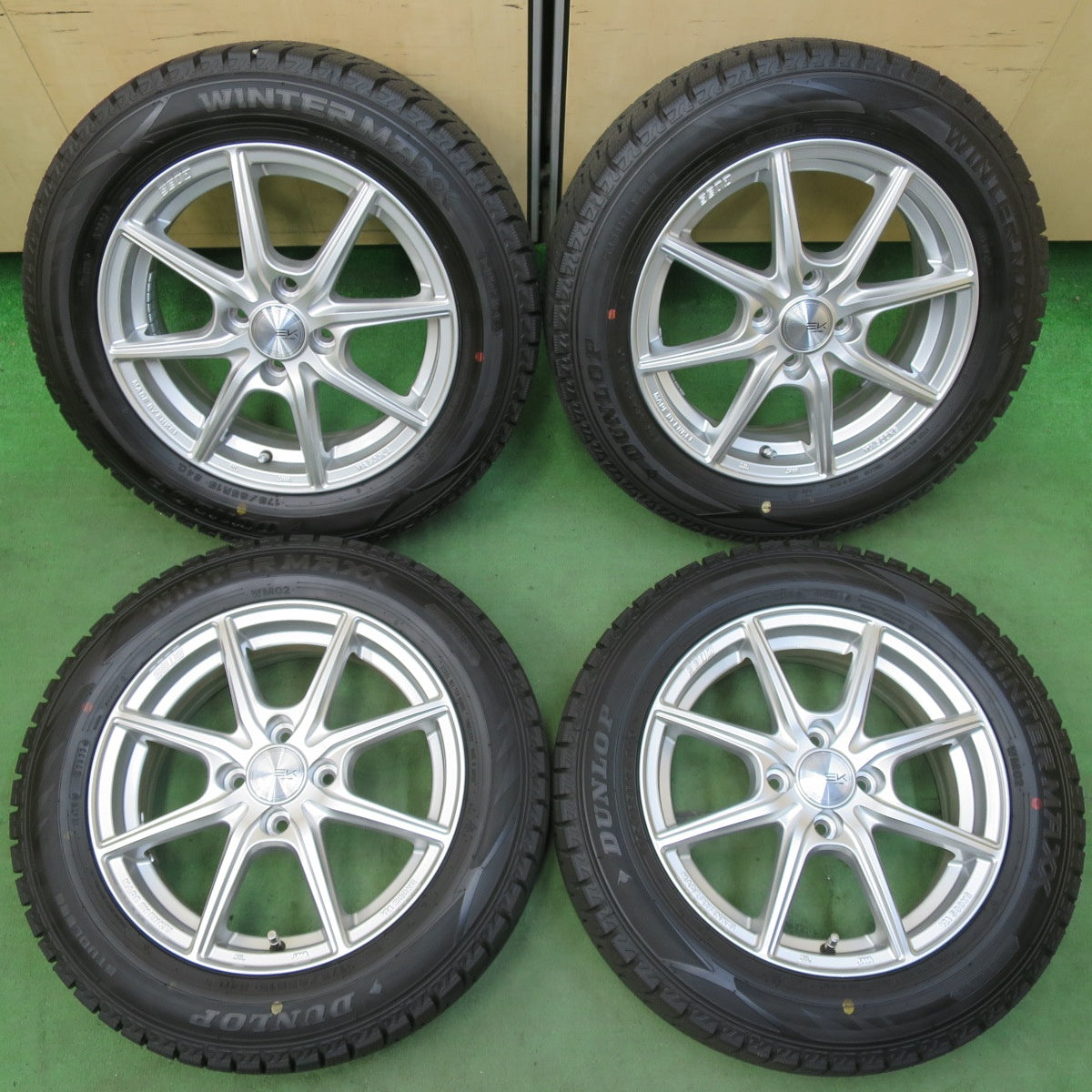 タイヤほぼ未使用!23年!キレイ★スタッドレス 175/65R15 ダンロップ ウインターマックス WM02 SEIN EK AME ENKEI ザイン エンケイ 15インチ PCD100/4H★5042803イス