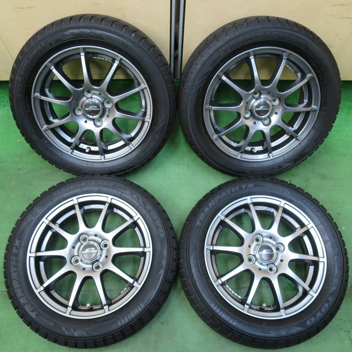 バリ溝!キレイ!ほぼ10分★スタッドレス 155/65R14 トーヨー ウインター トランパス TX SCHNEIDER シュナイダー 14インチ PCD100/4H★5022409イス