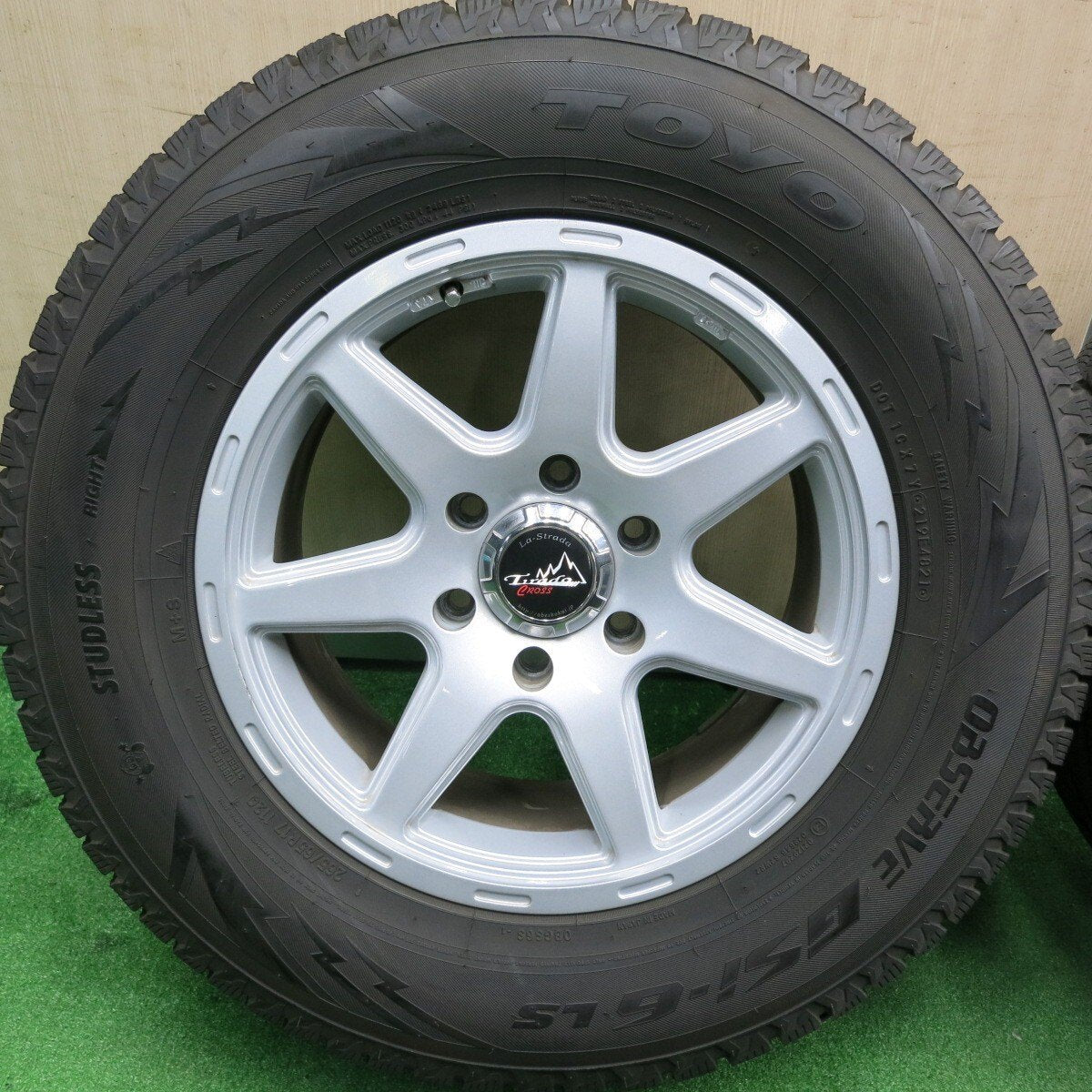 バリ溝!21年!キレイ!9.5分★スタッドレス 265/65R17 トーヨー オブザーブ GSi-6 LS Tirado CROSS La-Strada 阿部商会 PCD139.7/6H★4123107HAス