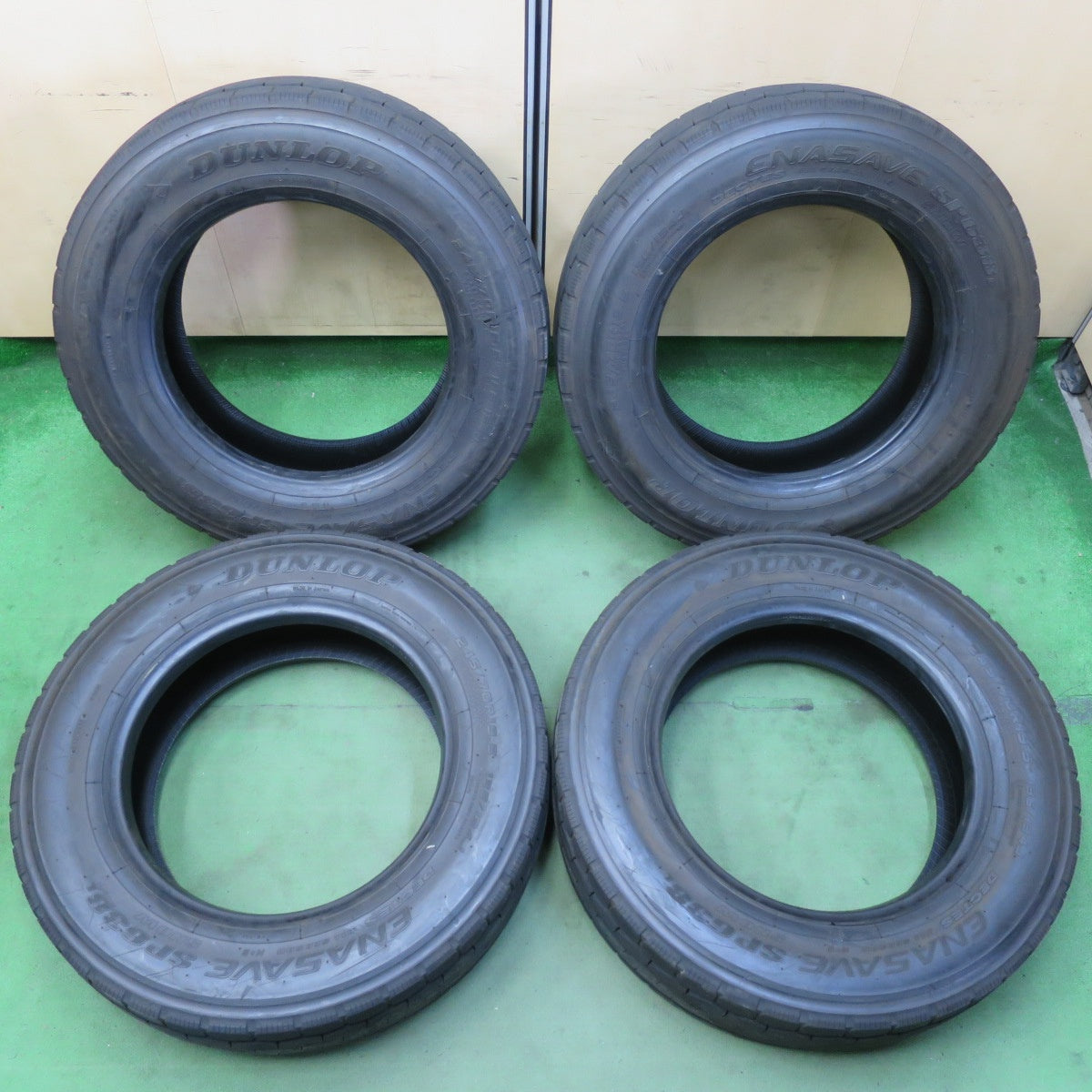 新車外し!25年!ほぼ未使用★トラック タイヤ 245/70R19.5 136/134J ダンロップ エナセーブ SP638L DECTES デクテス オールシーズン 19.5インチ★5052608イスタ