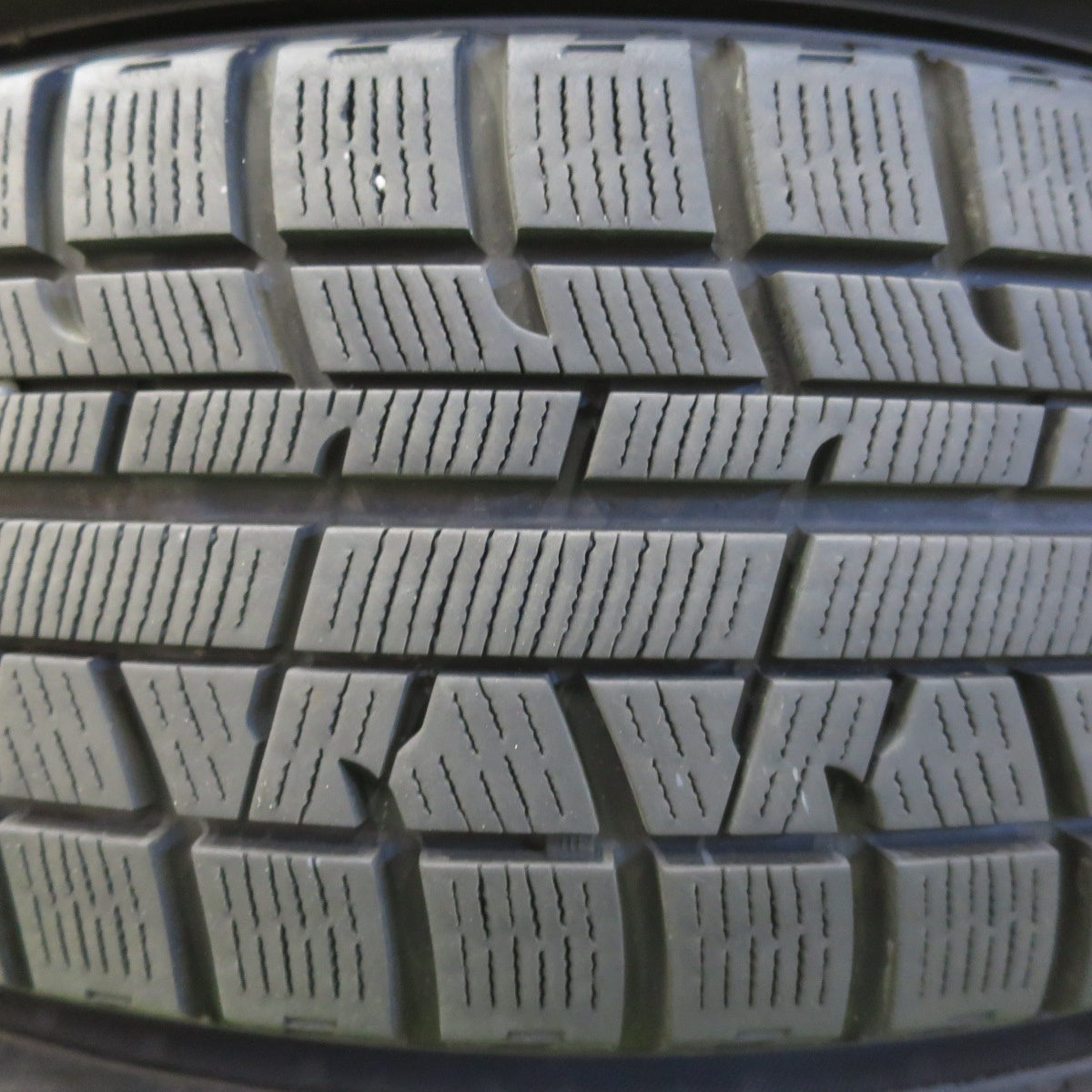 バリ溝!キレイ!9分★スタッドレス 185/60R15 ヨコハマ アイスガード iG50 プラス RiZLEY ZEFICE ライツレー 15インチ PCD100/4H★5051307イス