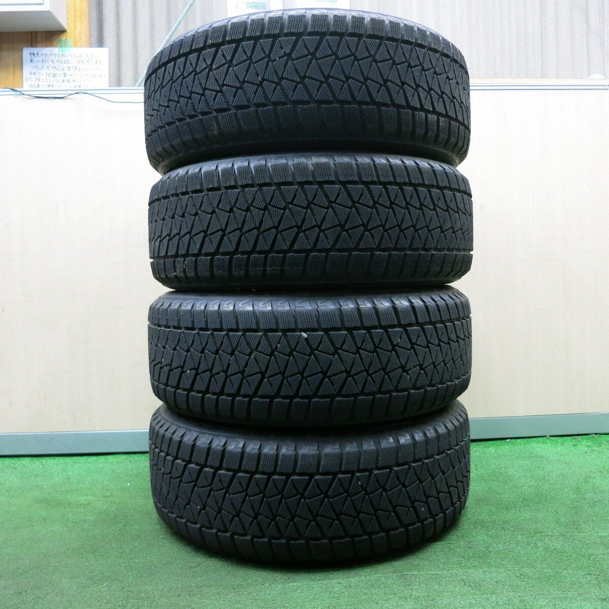 バリ溝!8.5分★ボルボ 等 BORBET 235/55R19 スタッドレス ブリヂストン ブリザック DM-V2 ボルベット PCD108/5H★4032403NJス