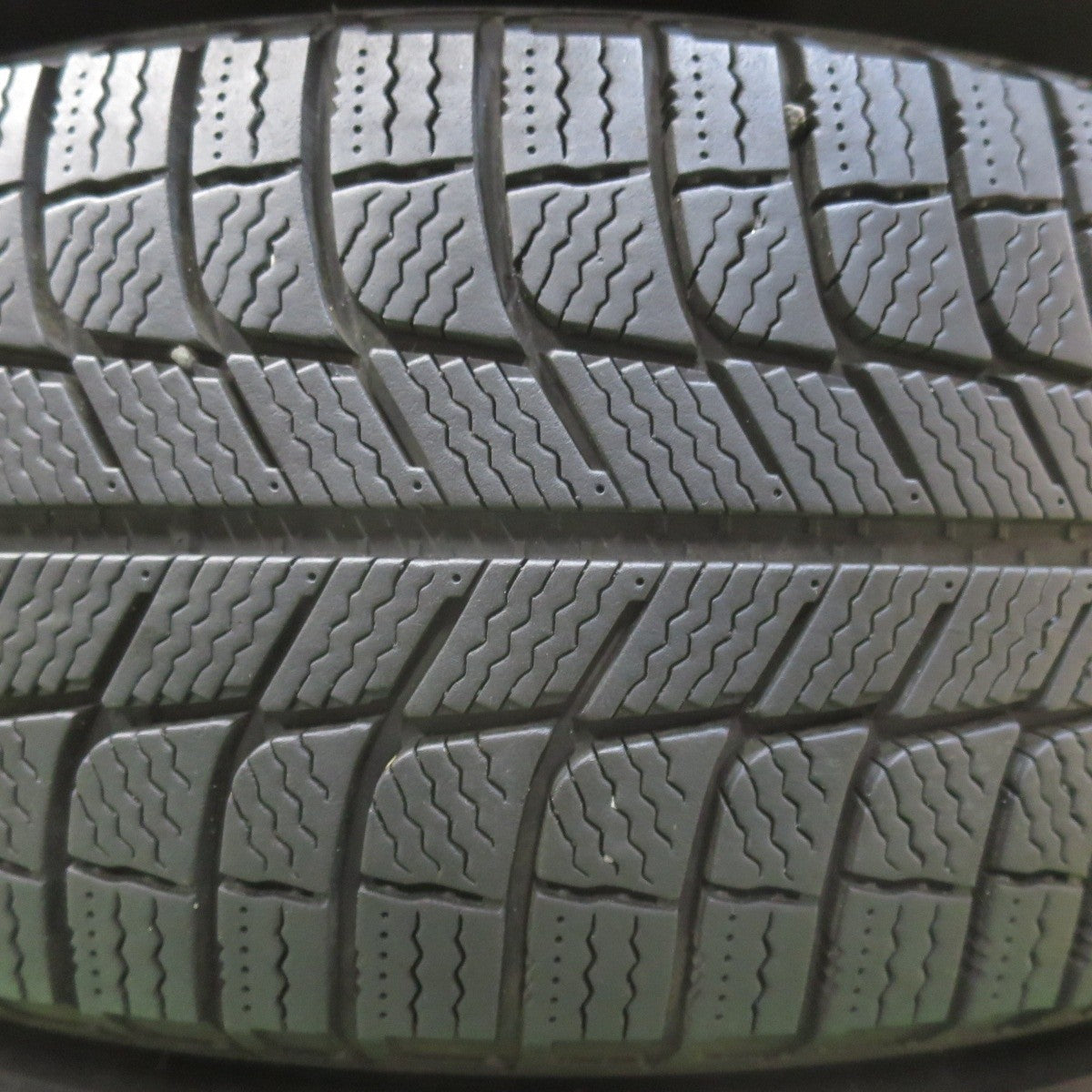 バリ溝!キレイ!9分★G-SPEED スタッドレス 225/65R17 ミシュラン X-ICE3+ Gスピード 17インチ PCD114.3/5H★5032006イス
