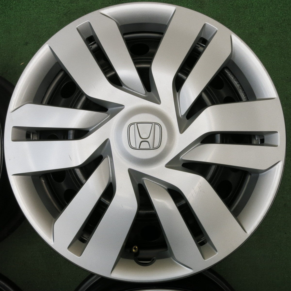 キレイ★ホンダ フィット 純正 スチール ホイール 15インチ 15×6J PCD100/4H★5092508HAホ