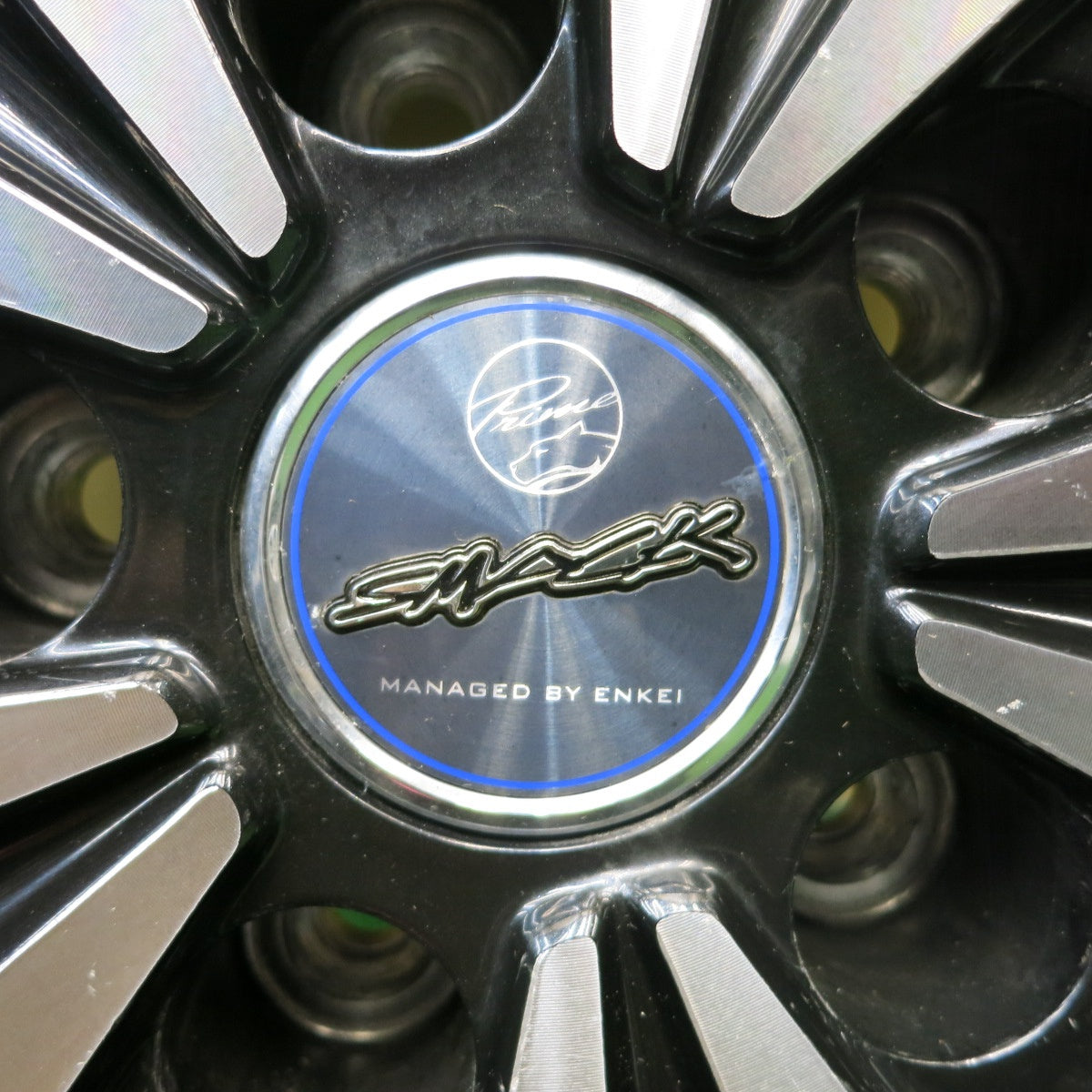 バリ溝!9.5分★スタッドレス 215/60R17 ブリヂストン ブリザック VRX2 SMACK ENKEI スマック エンケイ 17インチ PCD114.3/5H★5100509HAス