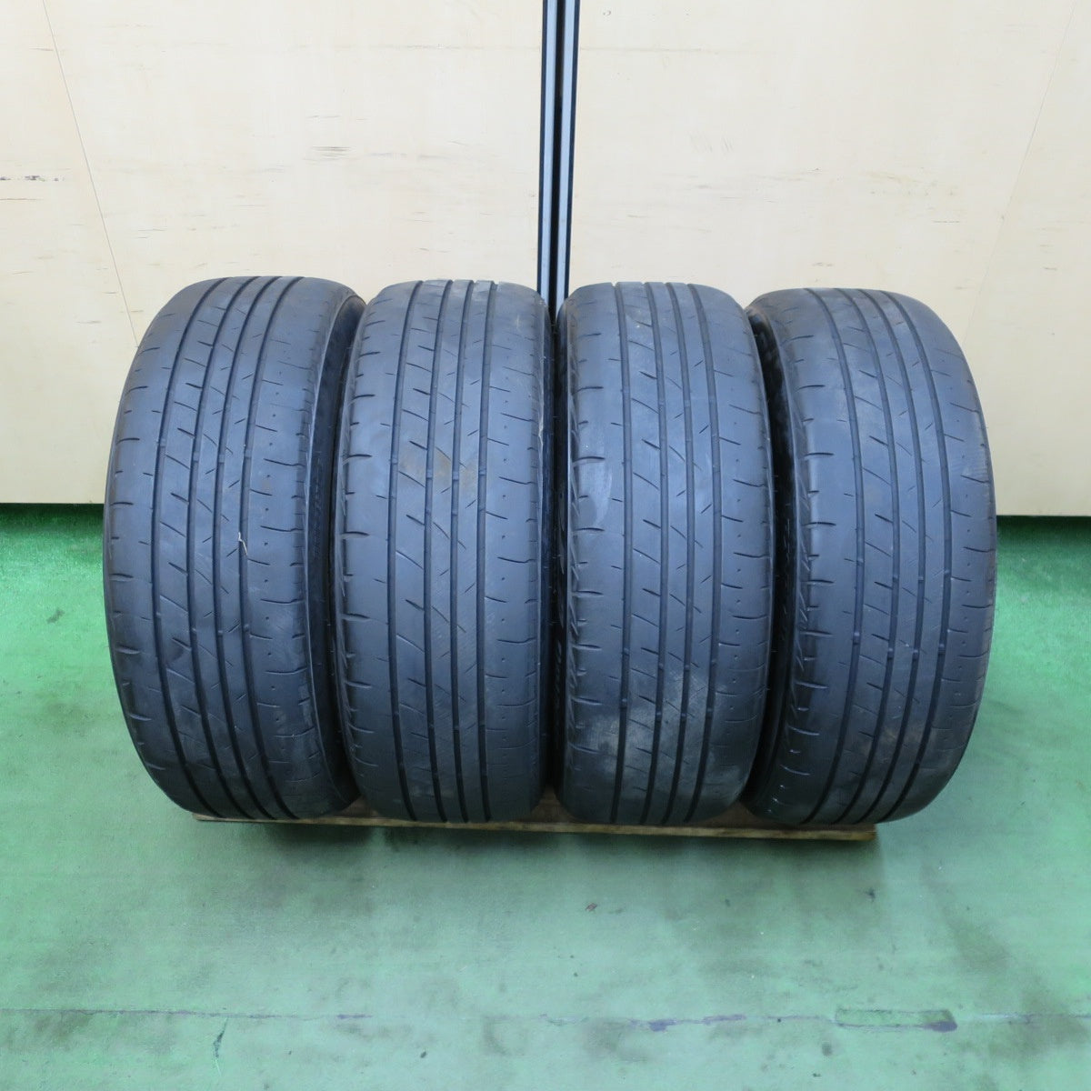 4本価格!23年★Lehrmeister BERTANI 225/45R19 ブリヂストン プレイズ PX-RV2 レアマイスター ベルターニ 19インチ PCD114.3/5H★5092602TTノ