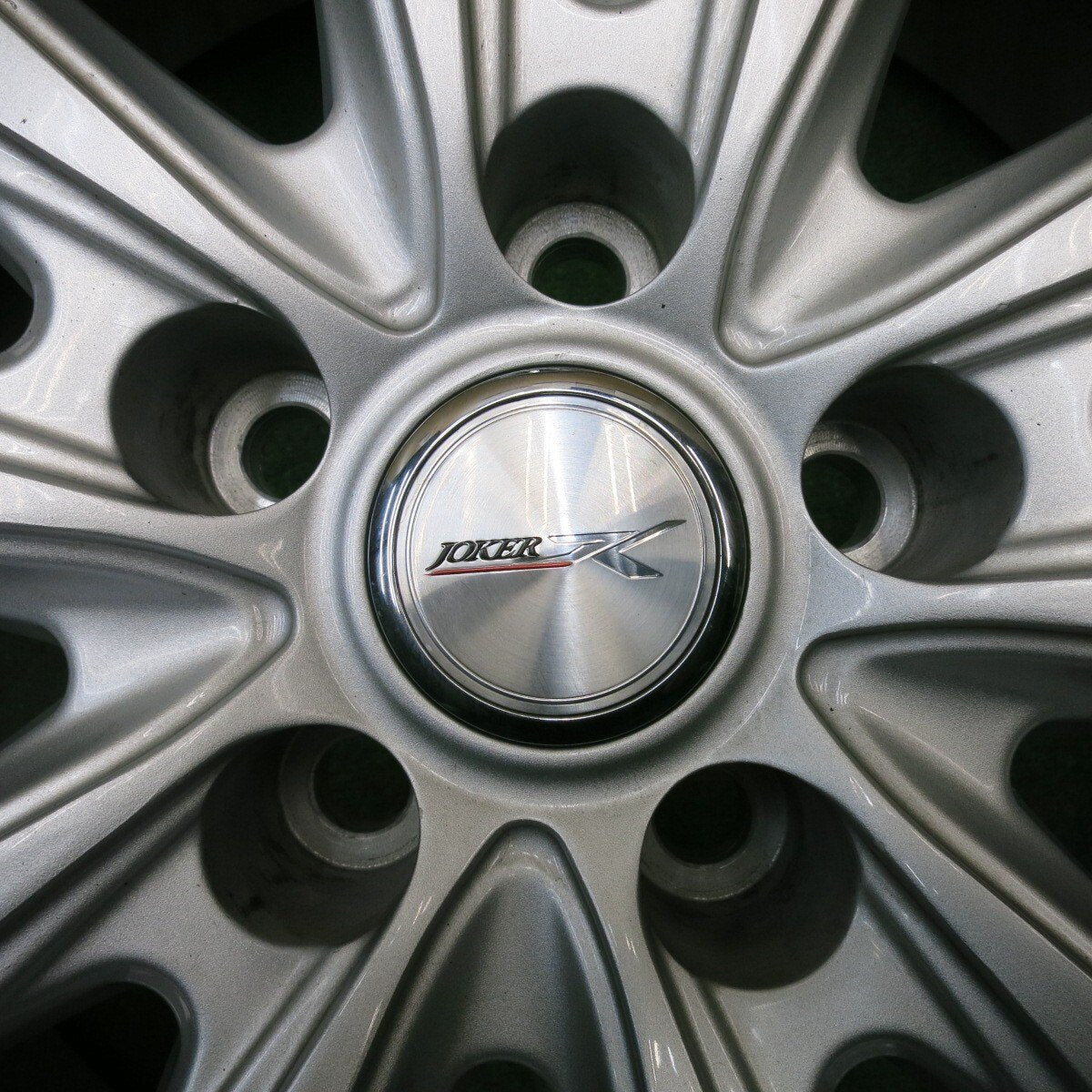 バリ溝!キレイ!9.5分★スタッドレス 235/50R18 トーヨー ウインター トランパス TX JOKER ジョーカー 18インチ PCD114.3/5H★5032103NJス