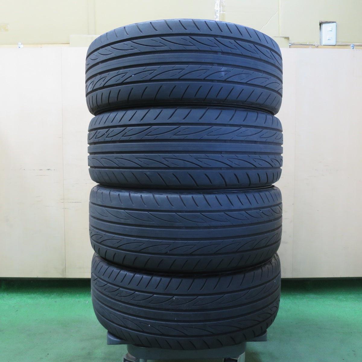 4本価格!22年★86 BRZ 等 215/45R17 ヨコハマ アドバン FLEVA V701 SCHNEIDER シュナイダー 17インチ PCD100/5H★5052002イノ