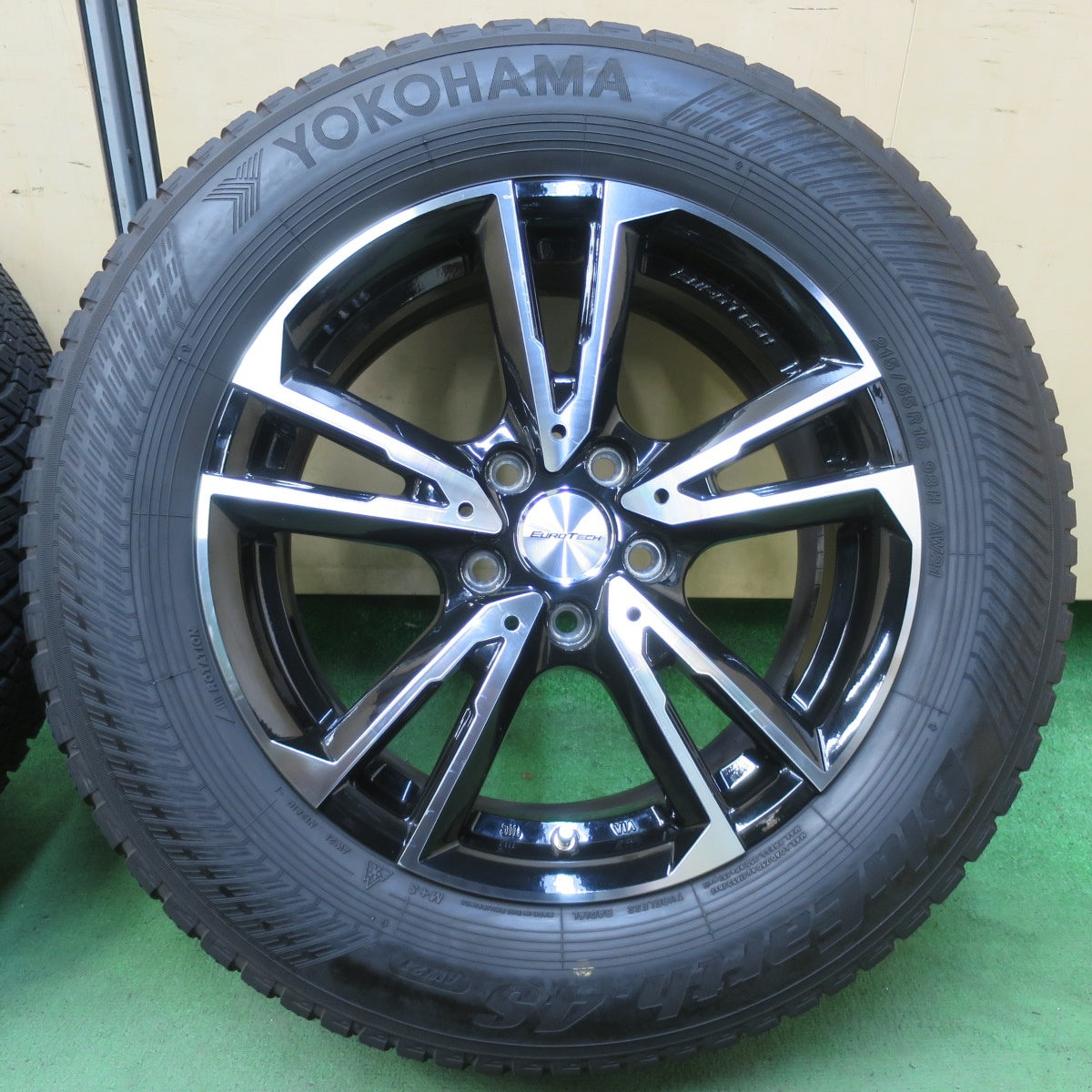 バリ溝!9.5分★プジョー 等 EUROTECH GAYA SOLI 215/65R16 ヨコハマ BluEarth-4S AW21 ユーロテック ガヤ ソリ 16インチ PCD108/5H★5092610イノ