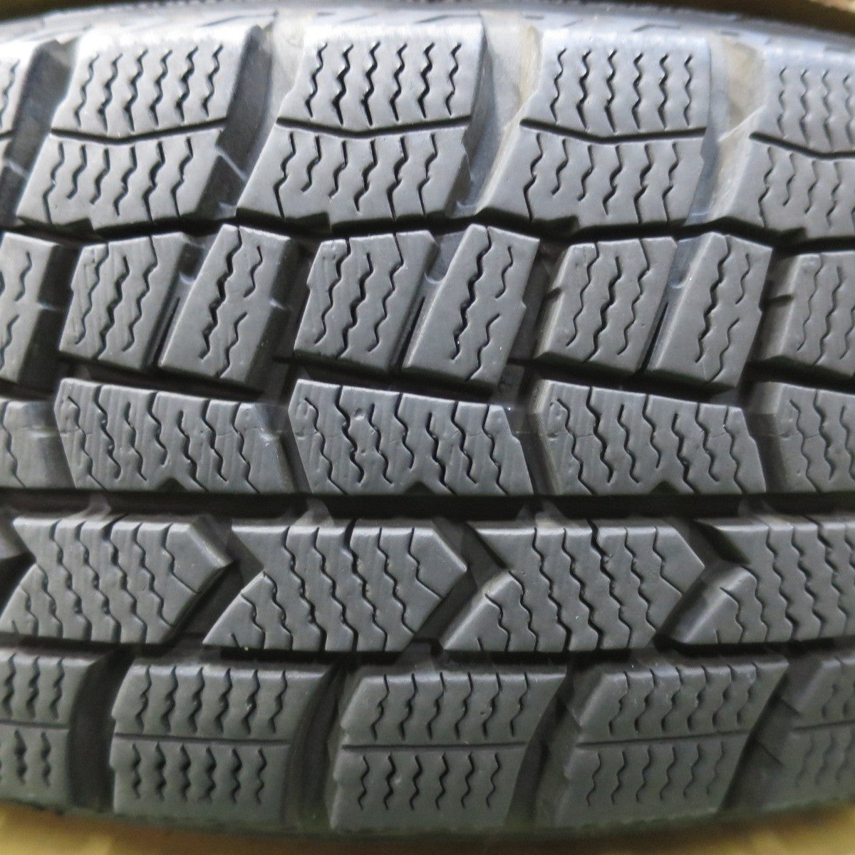 バリ溝!22年!9.5分以上★スタッドレス 155/65R14 ダンロップ ウインターマックス WM02 SPORT ABELIA スポルト アベリア 14インチ PCD100/4H★5032909イス