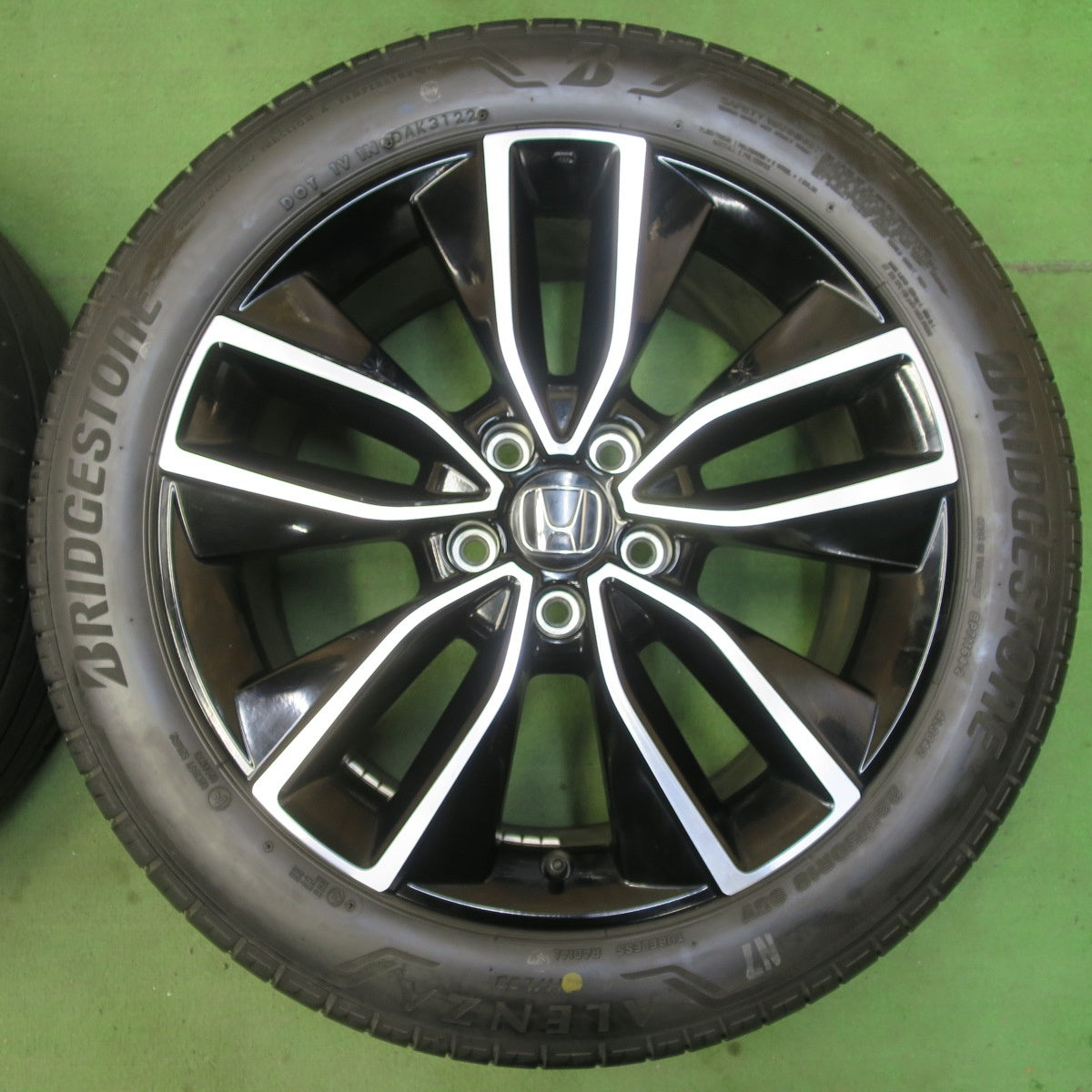 キレイ!22年★ホンダ RV 5 ヴェゼル e:HEV 純正 225/50R18 ブリヂストン アレンザ H/L33 18インチ PCD114.3/5H★5070901イノ
