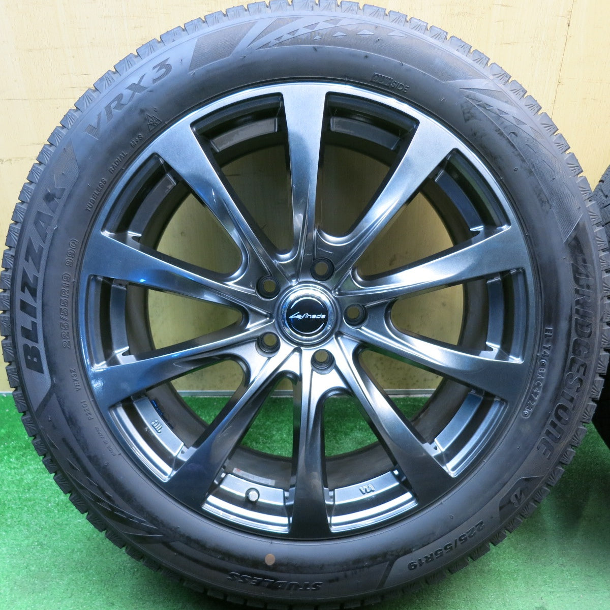 バリ溝!23年!キレイ!9.5分◎スタッドレス 225/55R19 ブリヂストン ブリザック VRX3 Lefinada レフィナーダ 19インチ PCD114.3/5H◎6101502HAス