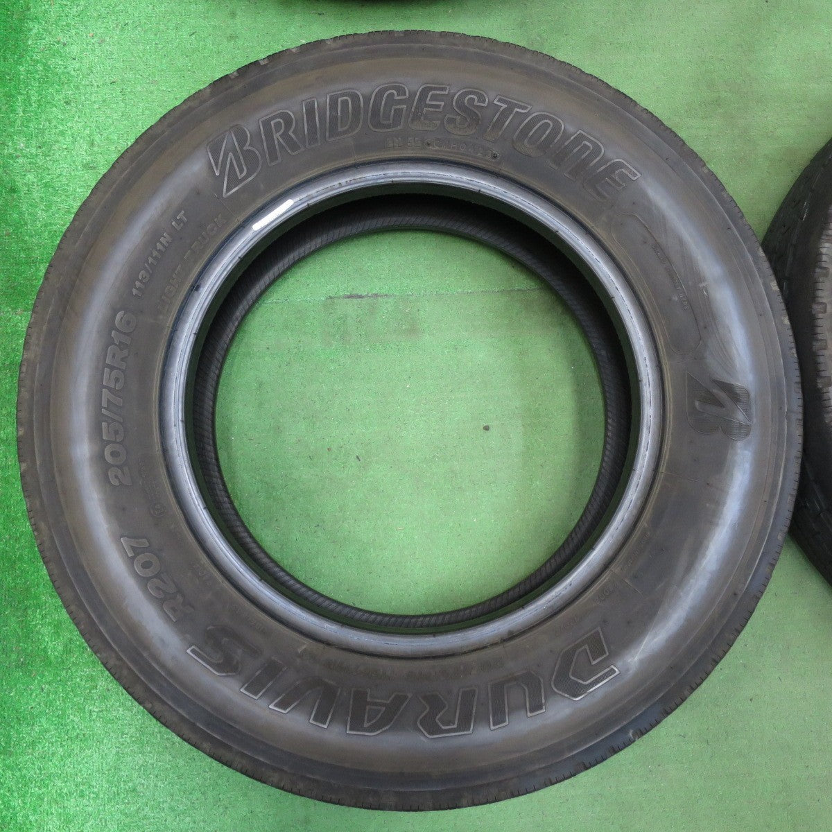 バリ溝!23年!9分!6本★トラック タイヤ 205/75R16 113/111N ブリヂストン デュラビス R207 DURAVIS 16インチ★5061507イノタ