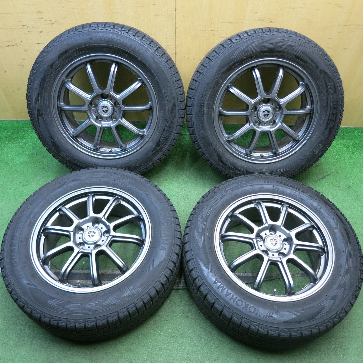 バリ溝!キレイ!9.5分★スタッドレス 225/65R17 ヨコハマ アイスガード G075 ESTROSA エステローザ 17インチ PCD114.3/5H★5092511HAス