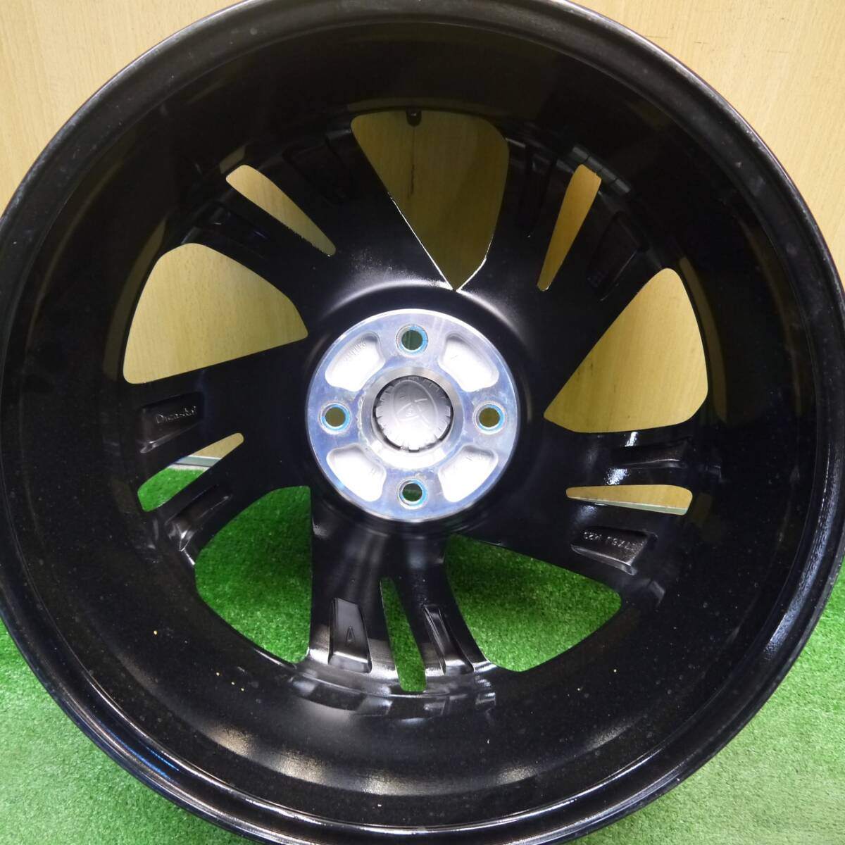 新車外し!1本★トヨタ ライズ Zグレード 純正 ホイール 17インチ A200A A202A A210A 17×6J PCD100/4H★5031418Hホ
