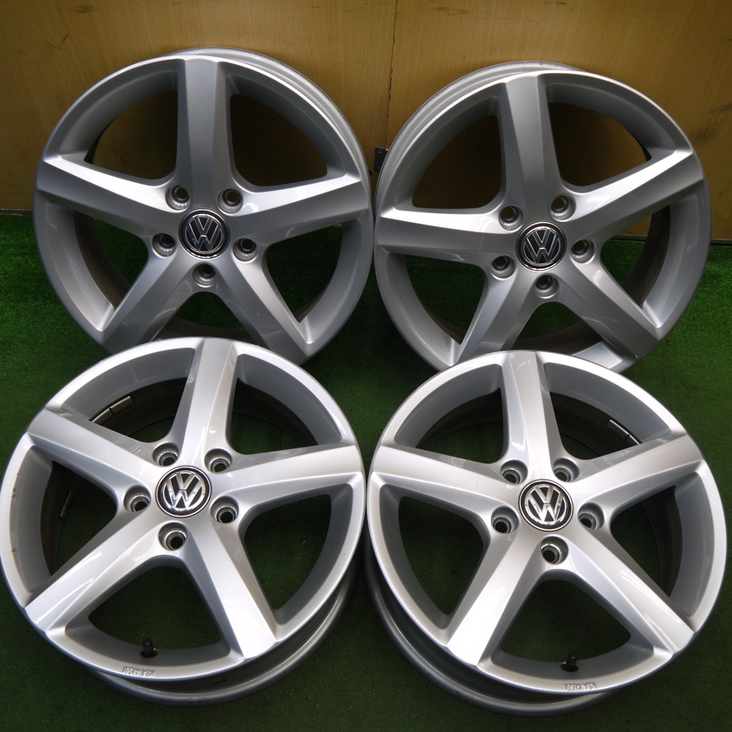 キレイ★ワーゲン ゴルフ7 純正 ホイール 16インチ 16×6J PCD112/5H★5063001Hホ