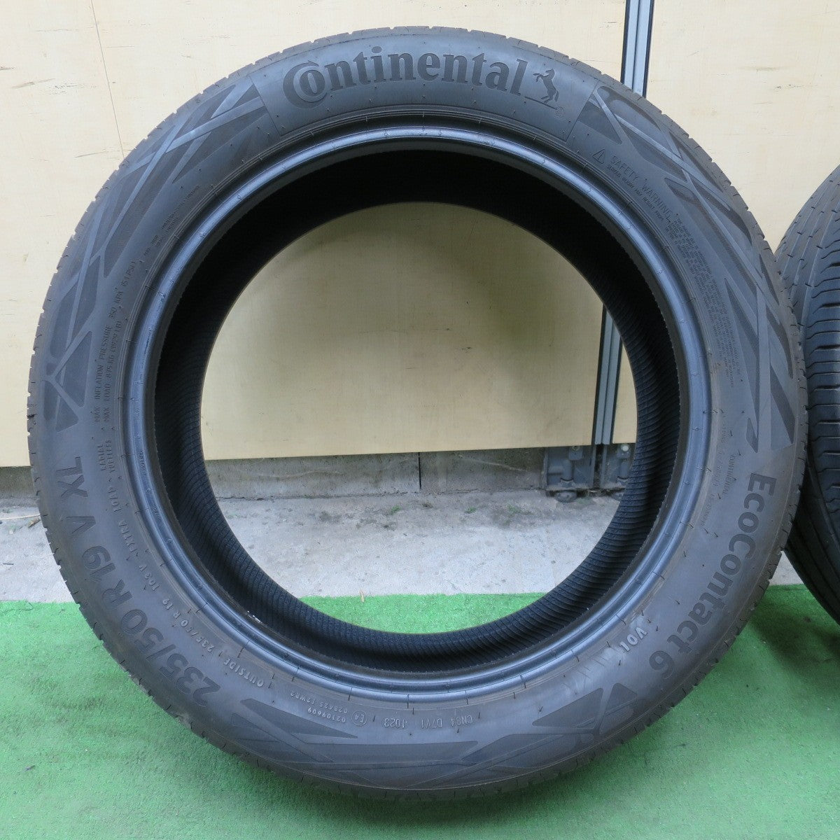 4本価格!23年◎235/50R19 コンチネンタル エココンタクト6 VOL タイヤ 19インチ ベンツ ボルボ 等◎6101907NGノタ