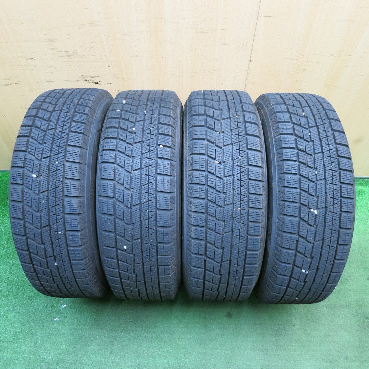 タイヤほぼ未使用!23年!キレイ★スタッドレス 205/60R16 ヨコハマ アイスガード iG60 MiLLOUS ミルアス 16インチ PCD114.3/5H★5051501NJス