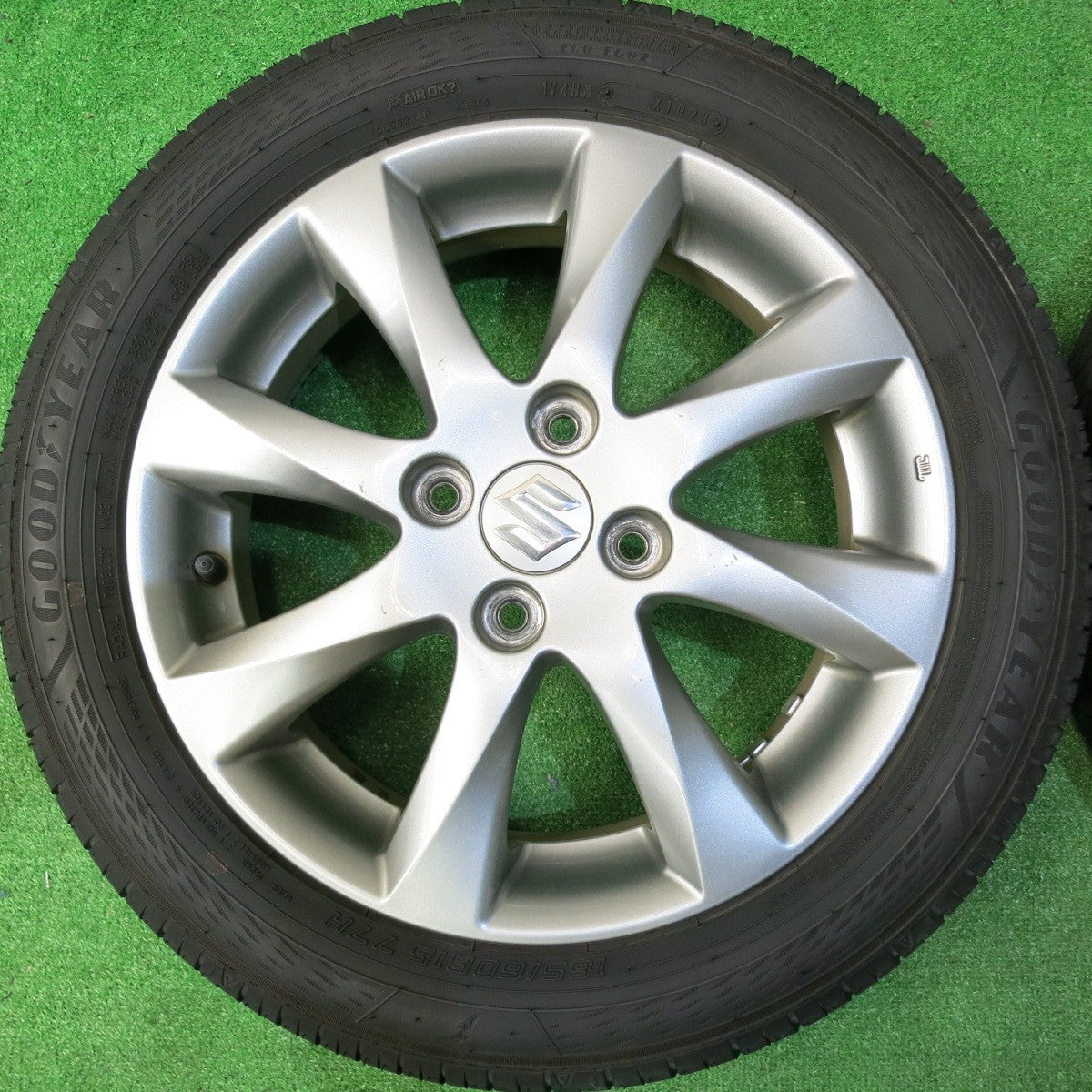 バリ溝!23年!8.5分★スズキ ソリオ 純正 165/60R15 グッドイヤー EfficientGrip ECO EG02 15インチ PCD100/4H★5062708HAノ