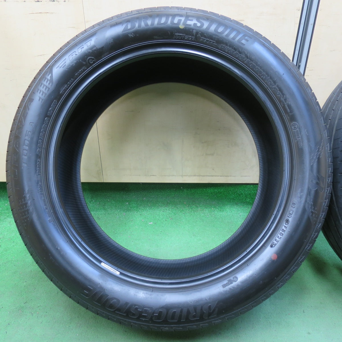 バリ溝!23年!8.5分★245/50R19 ブリヂストン トランザ T005A RFT タイヤ 19インチ レクサス LS BMW X3 X4 等★5042808イノタ