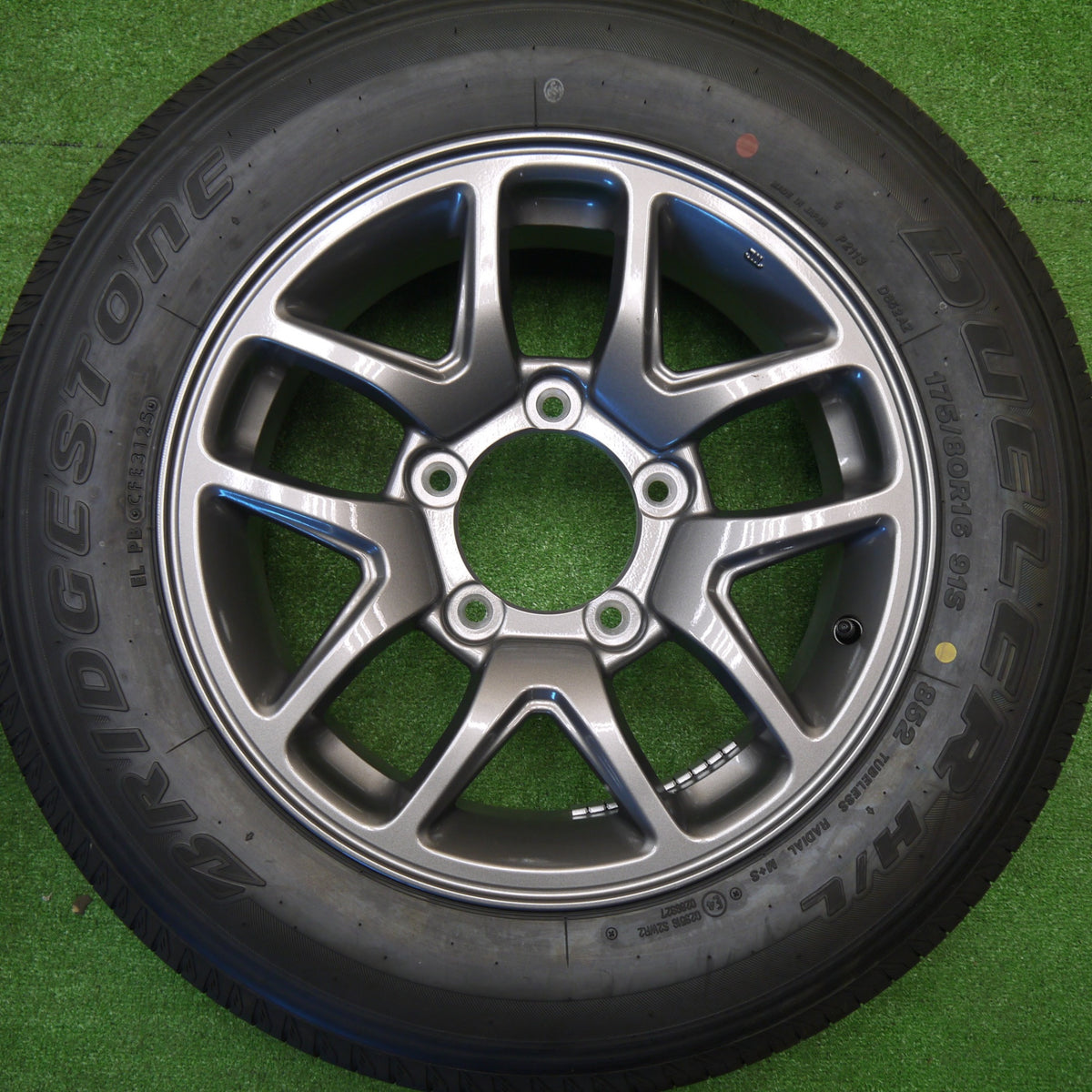 新車外し!25年★スズキ JB64 W ジムニー 純正 175/80R16 ブリヂストン デューラー H/L 852 16インチ PCD139.7/5H★5102910Hノ
