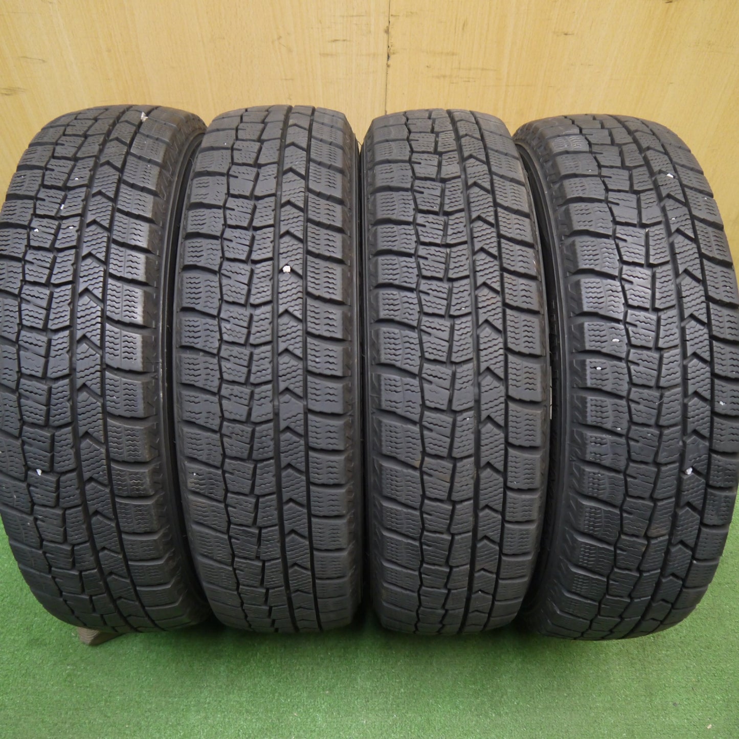 バリ溝!キレイ!8.5分★スタッドレス 155/65R13 ダンロップ ウインターマックス WM02 Euromax ユーロマックス 13インチ PCD100/4H★6022504Hス