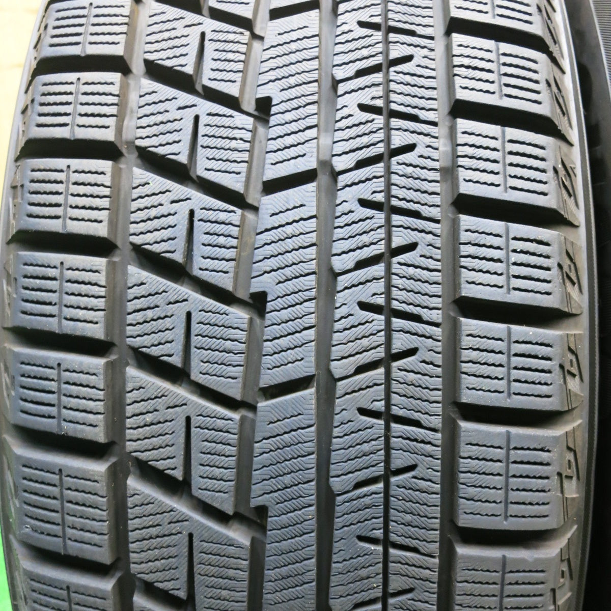 バリ溝!21年!キレイ!9.5分以上★スタッドレス 225/60R17 ヨコハマ アイスガード iG60 VELVA SPORTZ ヴェルヴァ 17インチ PCD114.3/5H★5050706AKス